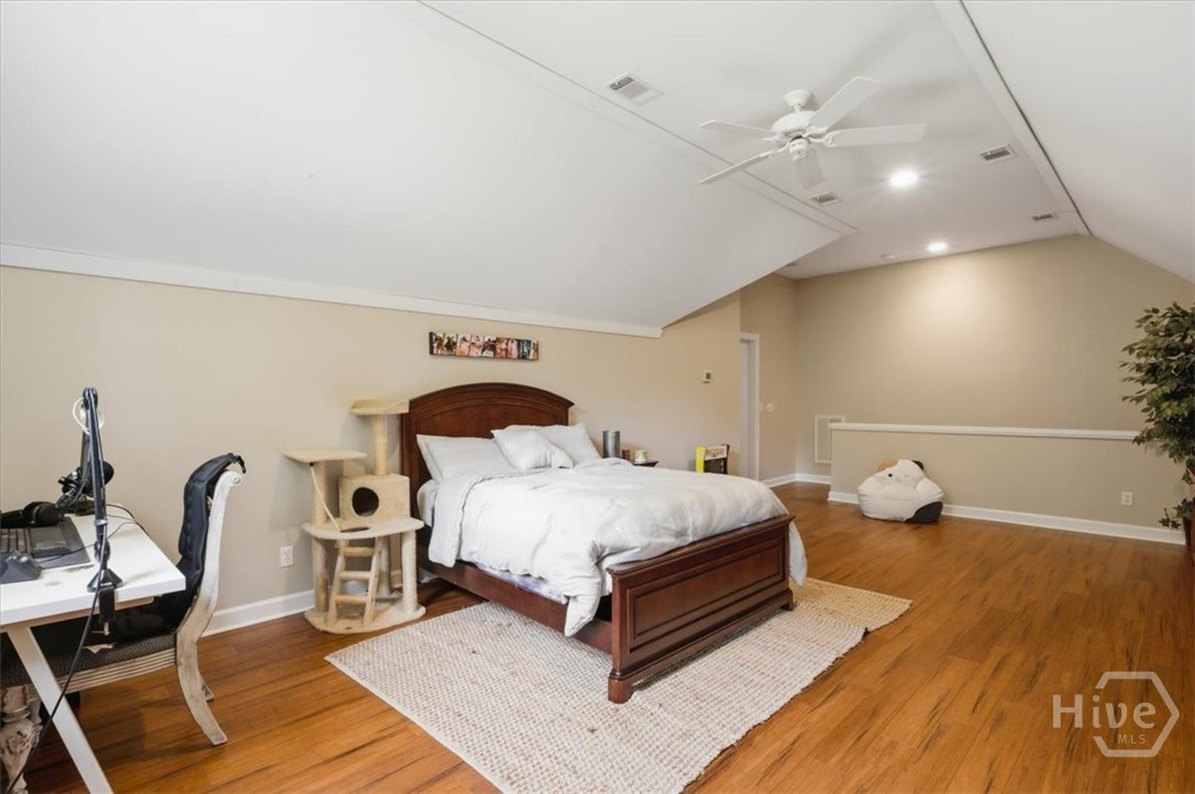 Great flex space.