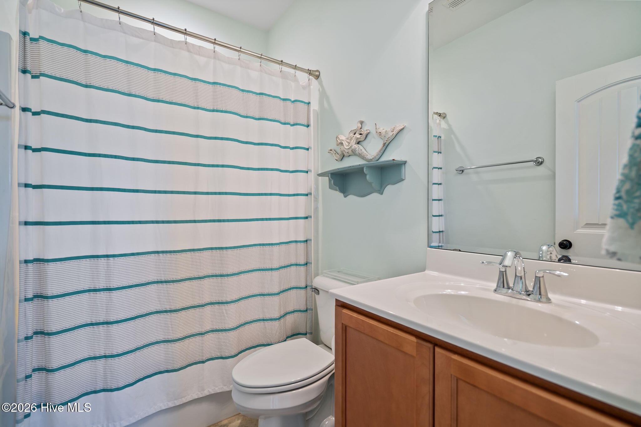 100562552 | Photo 30