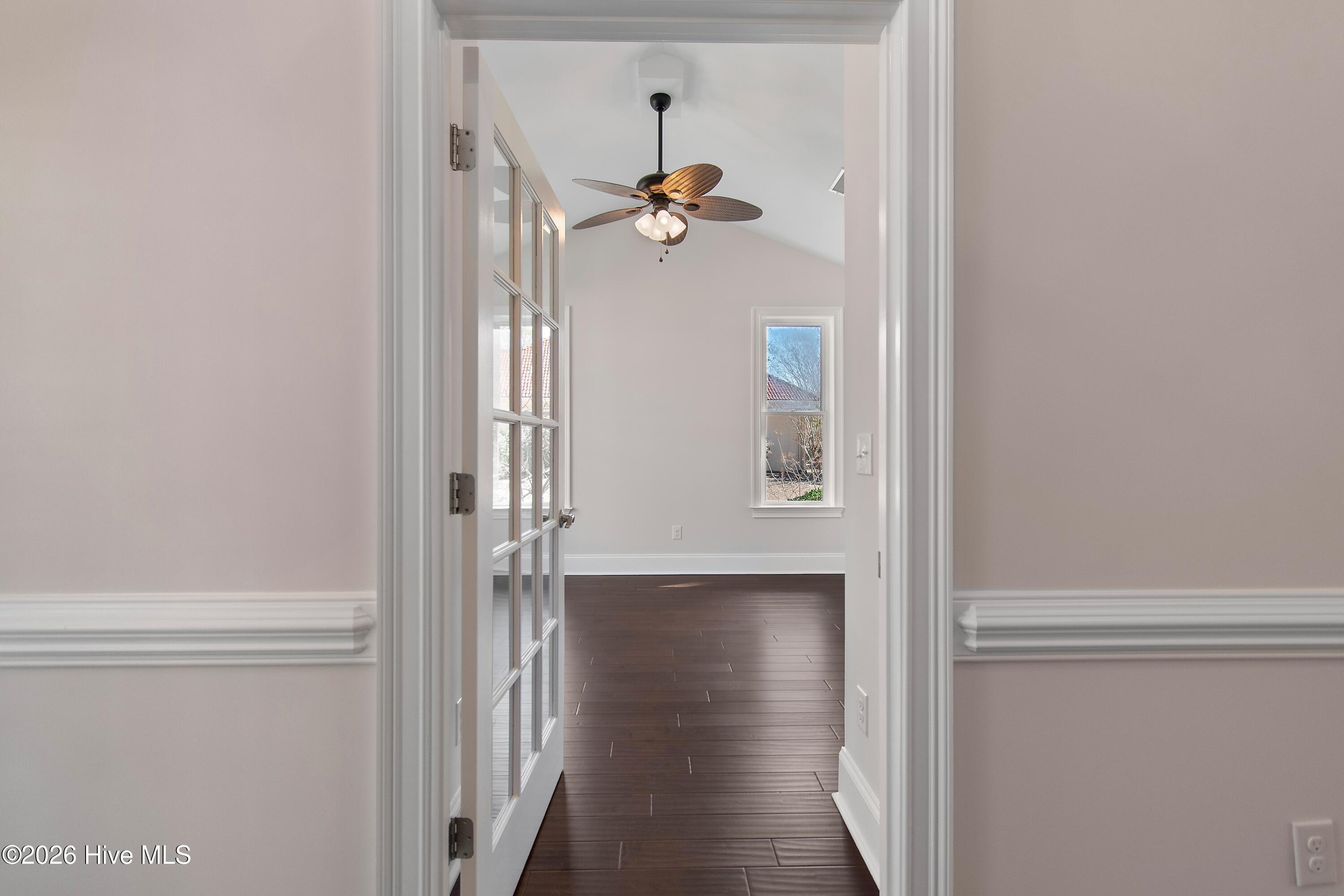 100556573 | Photo 31