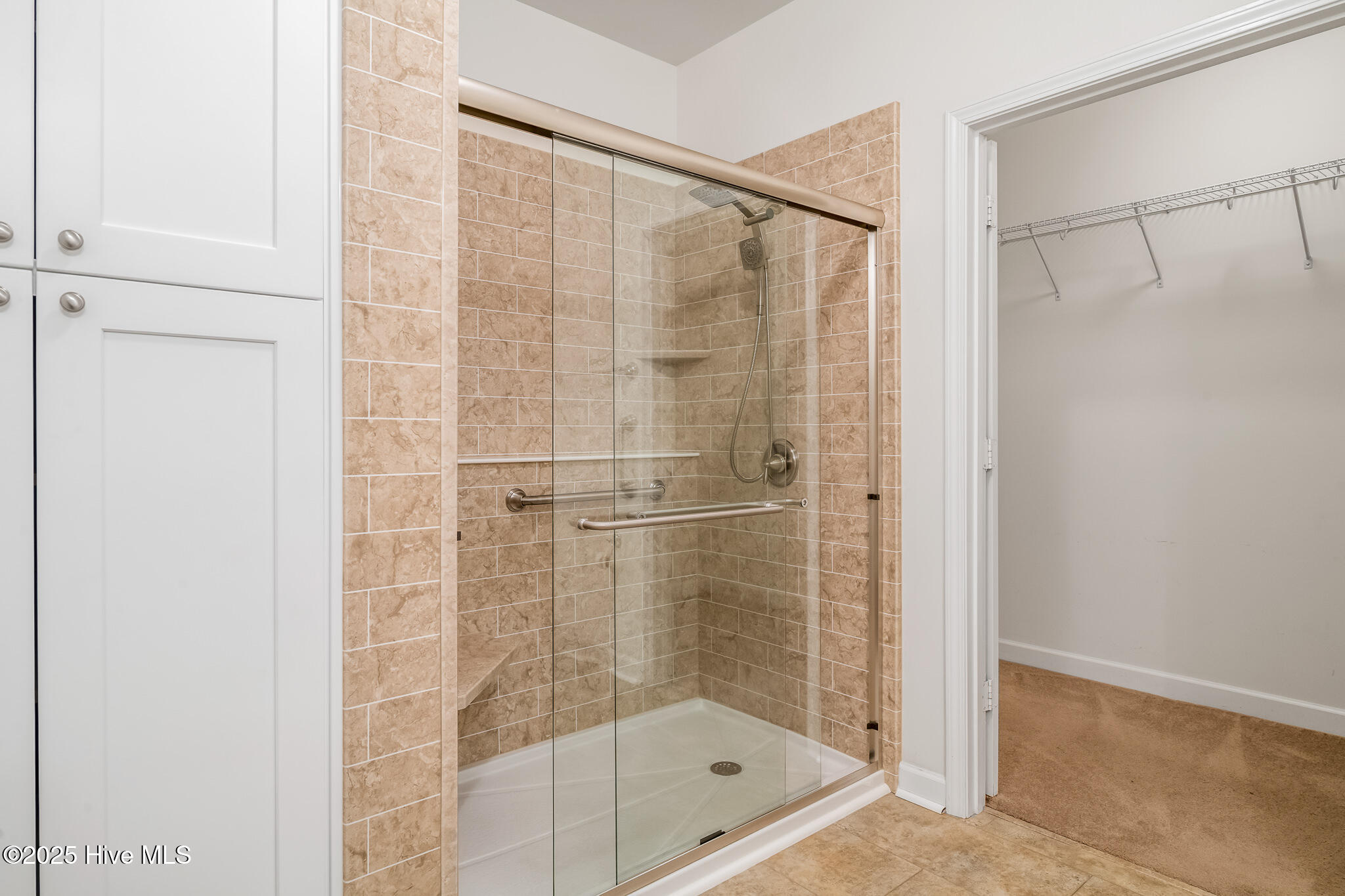 100546271 | Photo 13