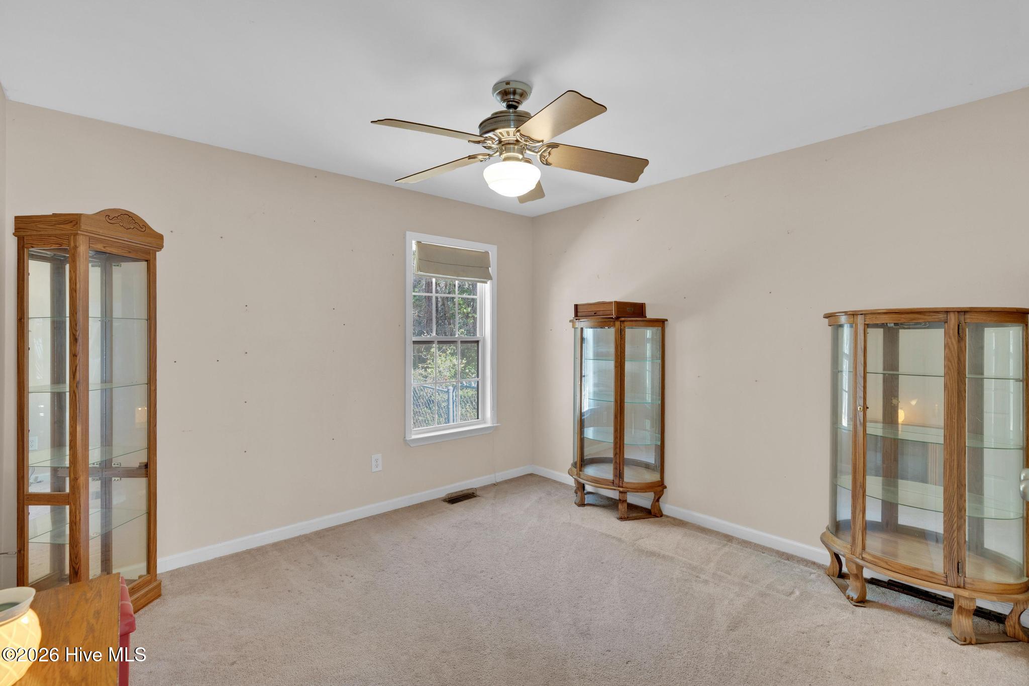 100559055 | Photo 18