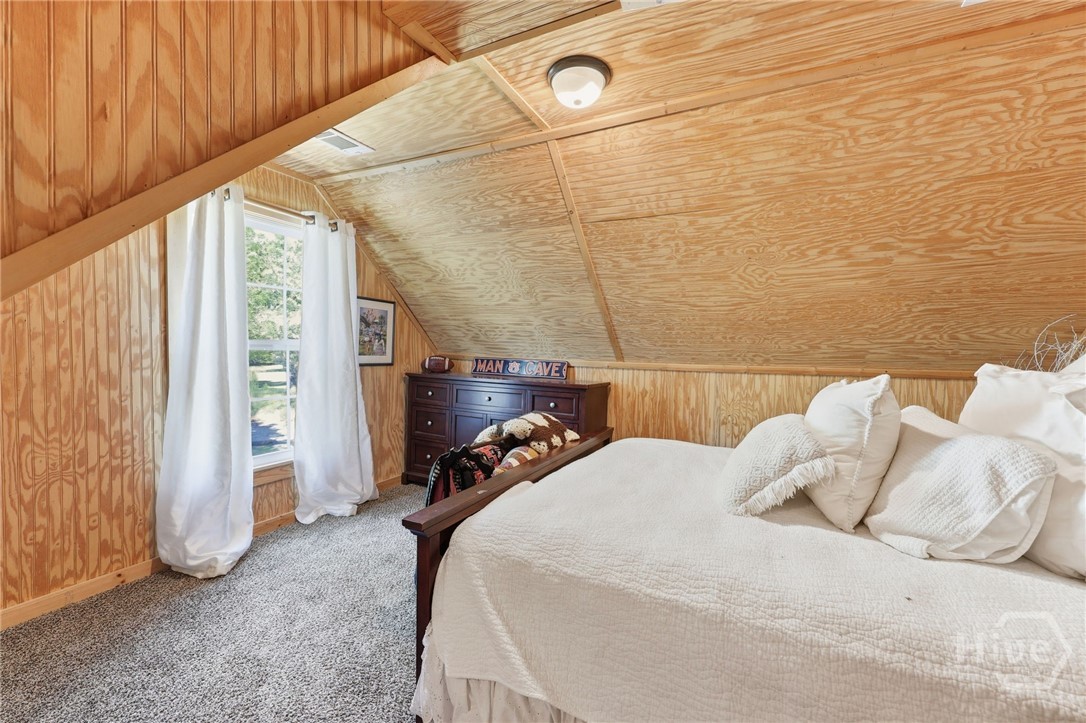 Upstairs bedroom