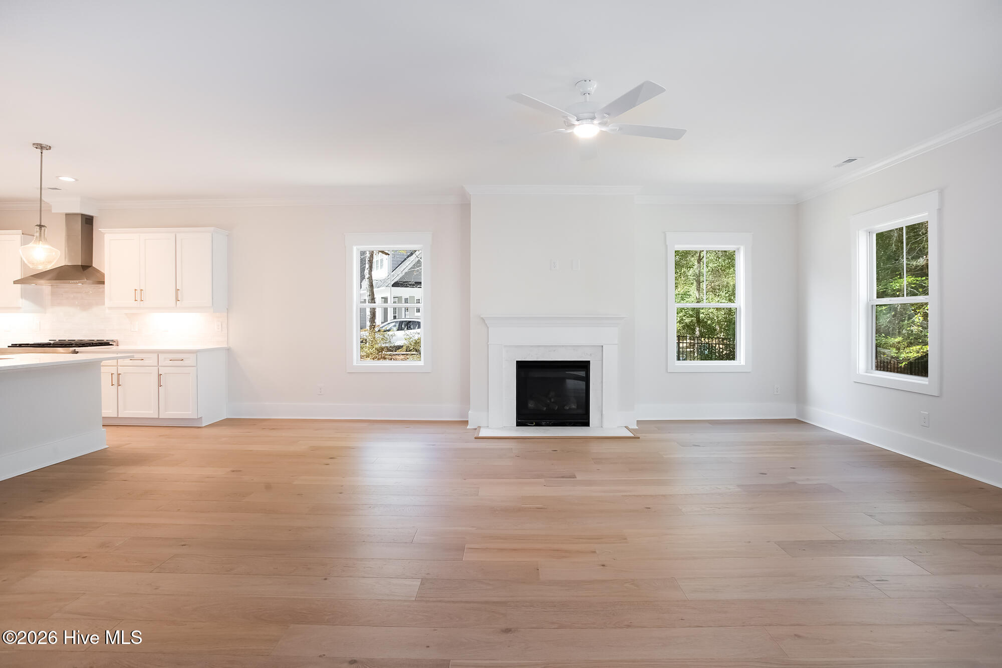 100559755 | Photo 12