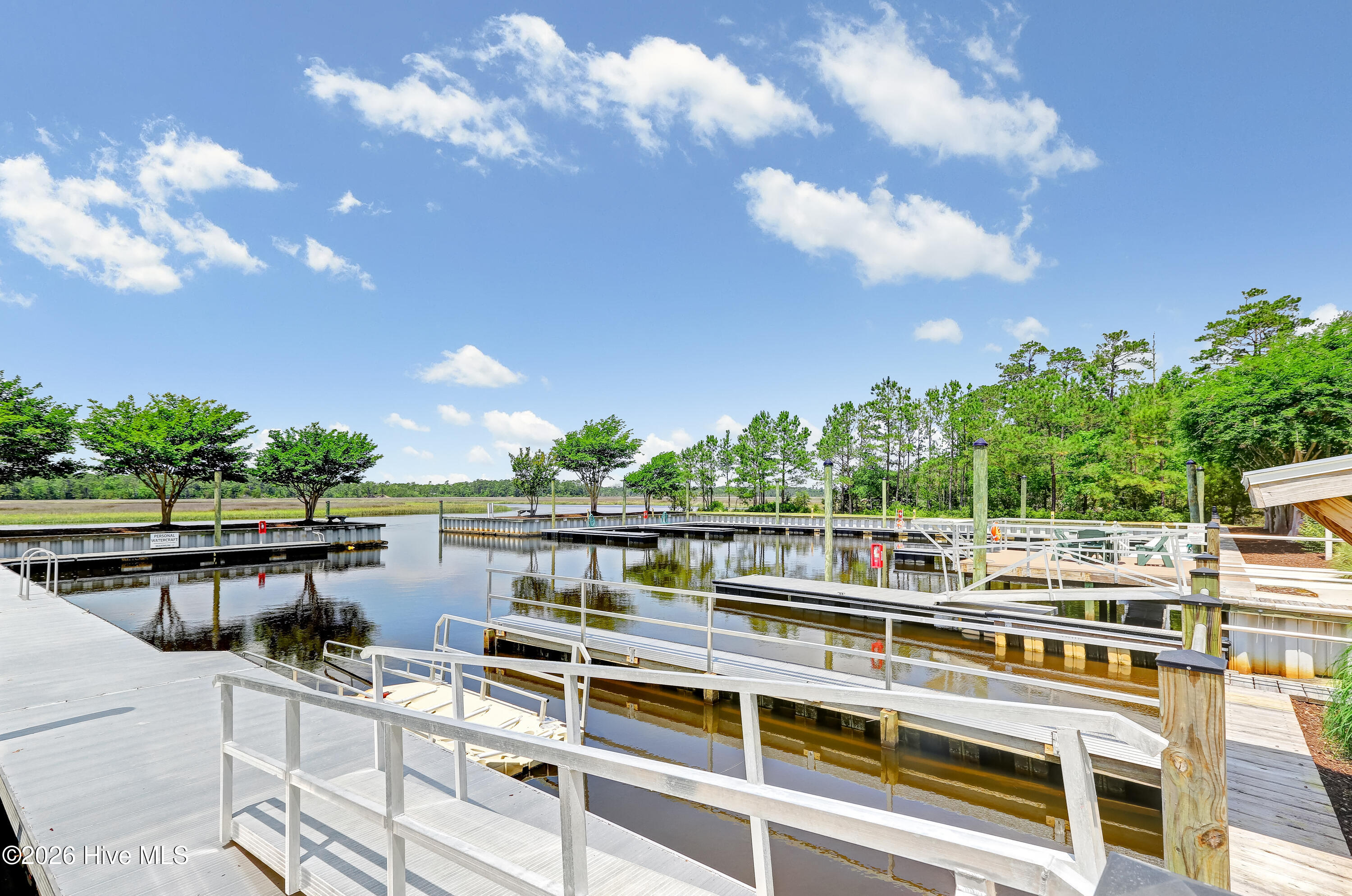 100566975 | Photo 48