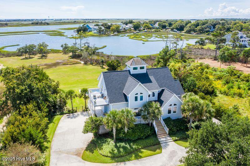 100533910 | Photo 32