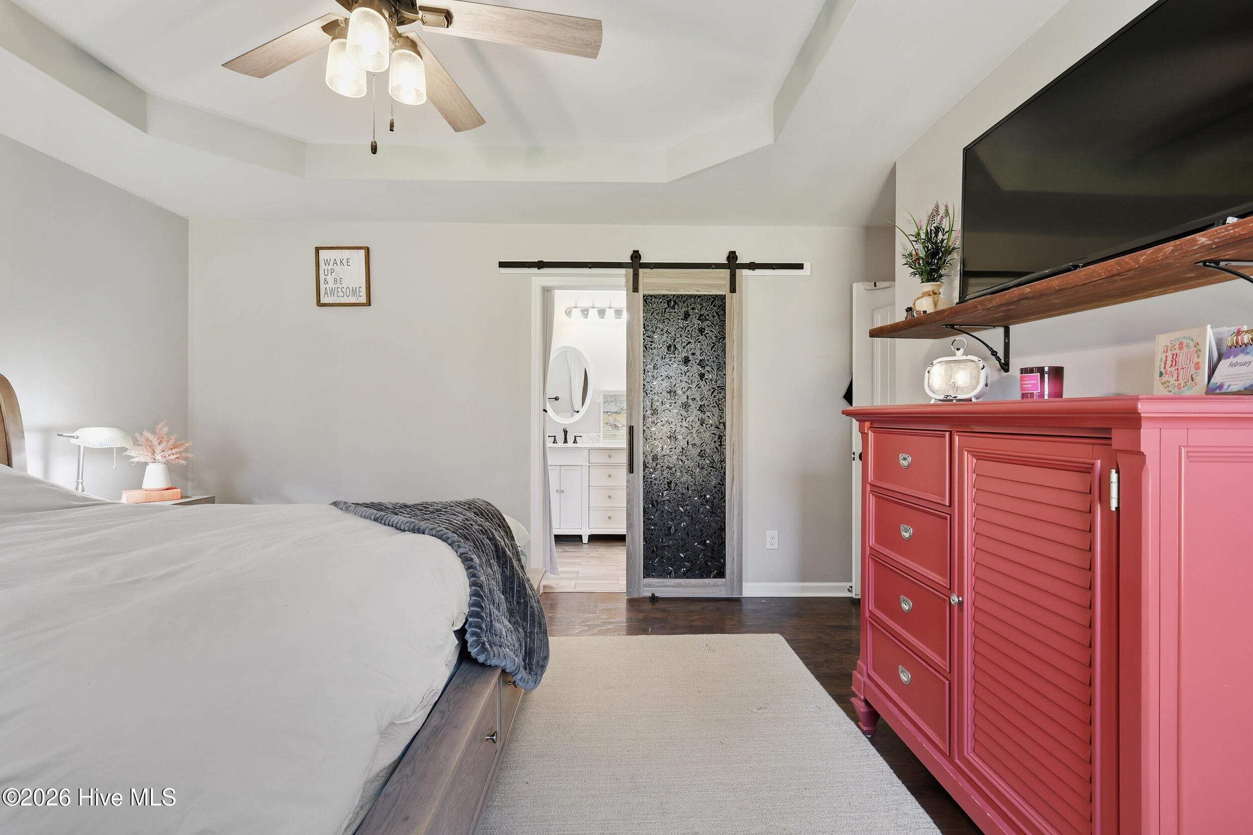 100554592 | Photo 19