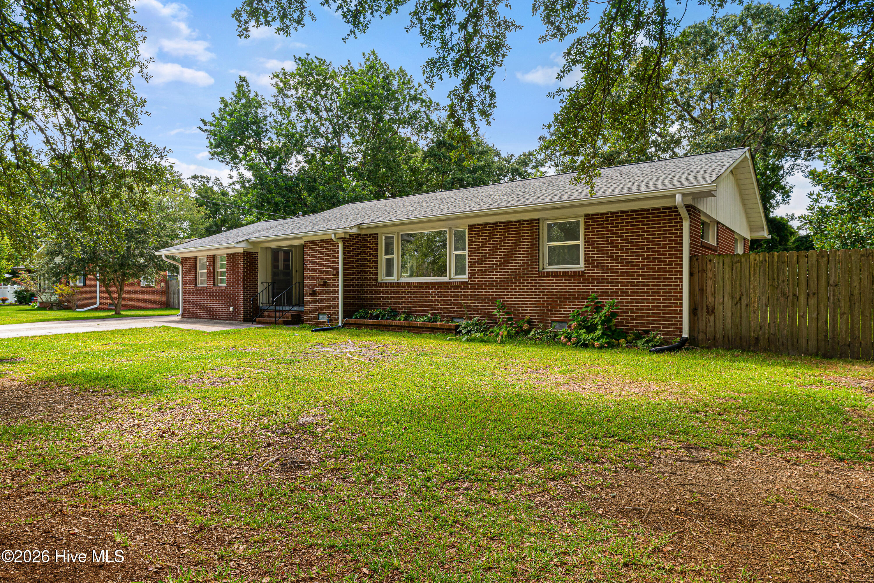 4111 Country Club Road,Morehead City