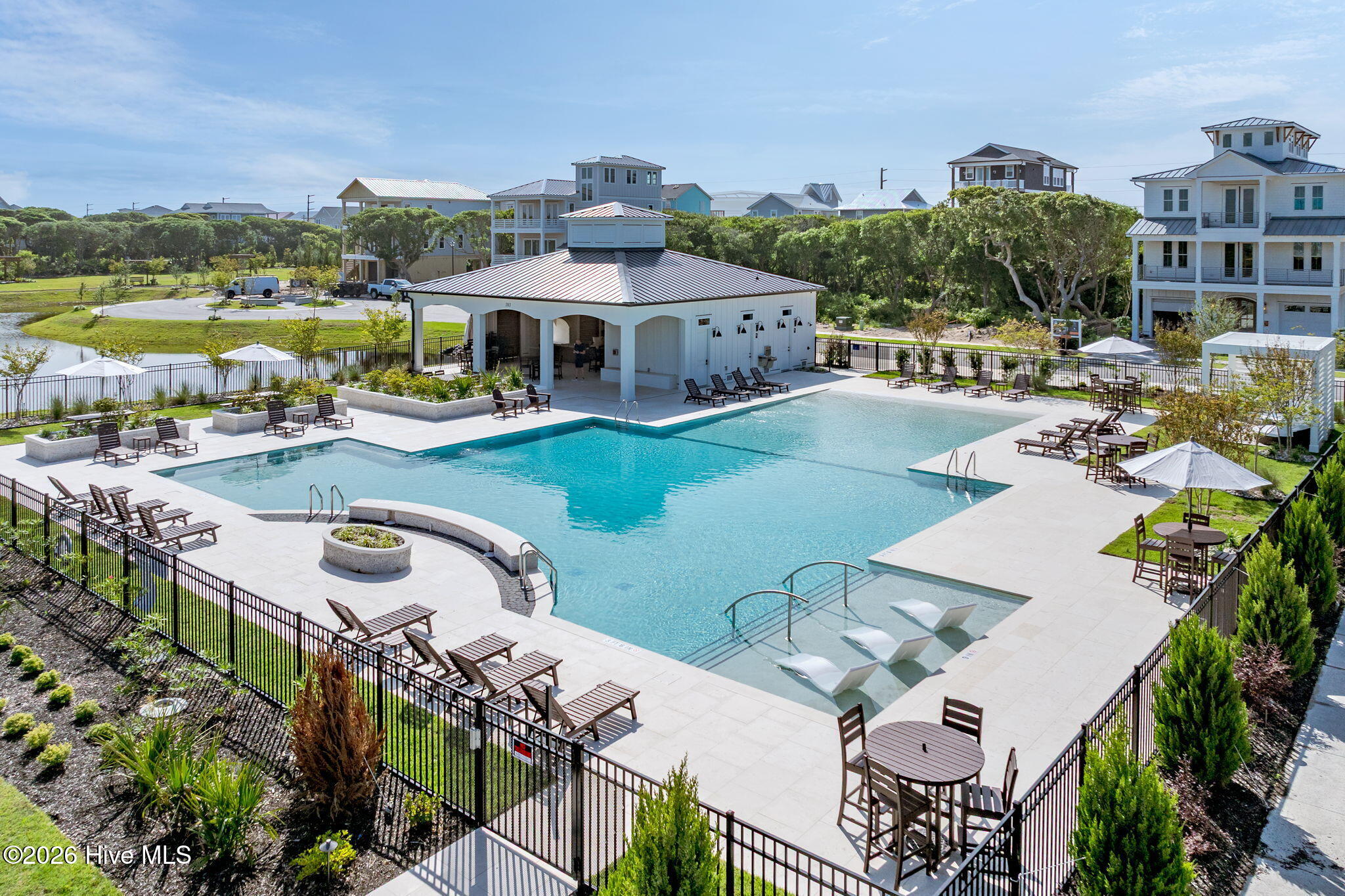 70 Peregrine Court, Surf City, NC, 28445
