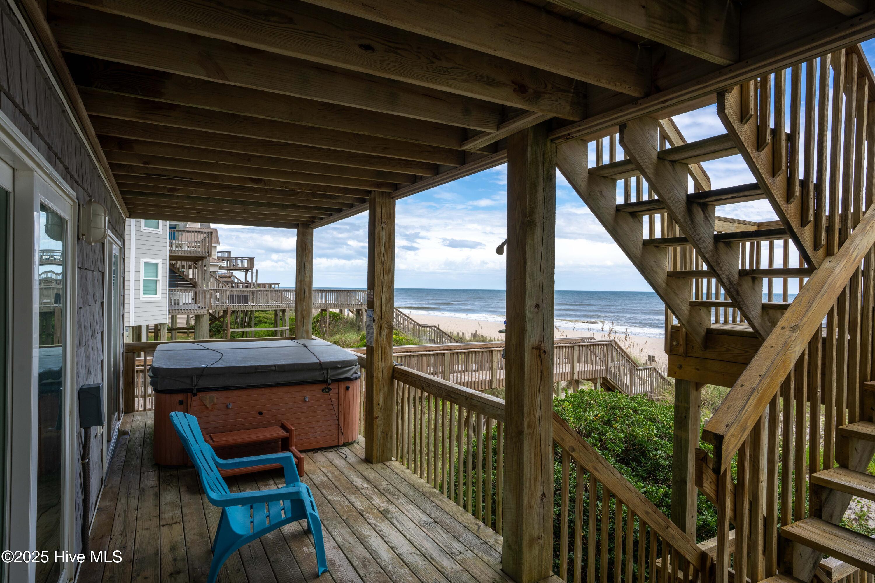 100529983 | Photo 41