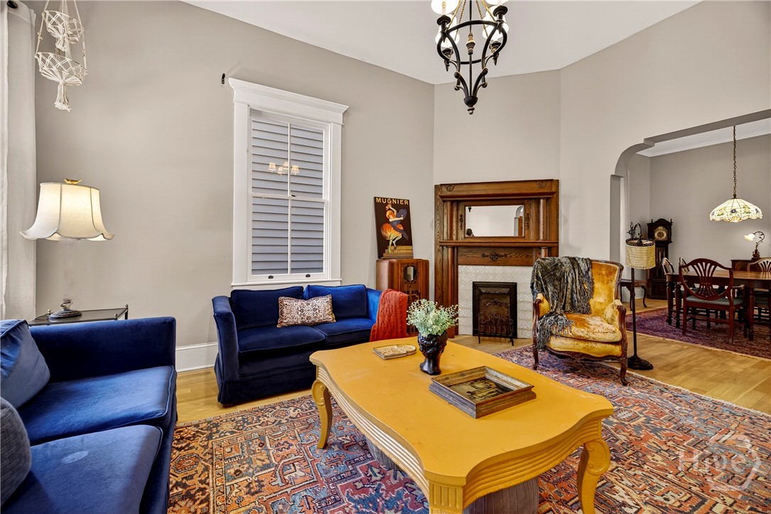 Photo 4 of Single family home for sale at 513 E Henry St, Savannah, GA 31401 | MLS# SA341344 | Listing updated on 2026-09-18