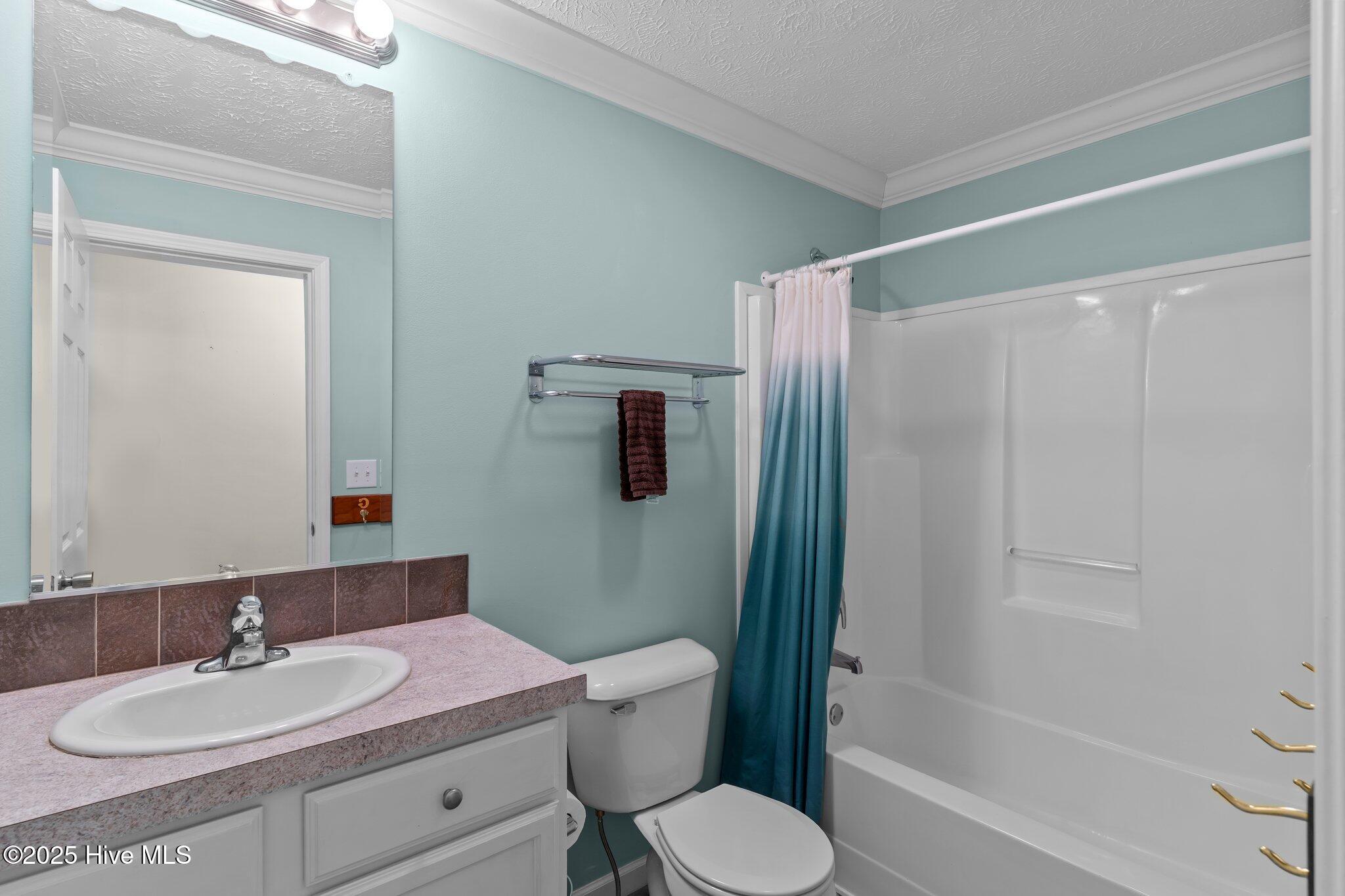 100509442 | Photo 15