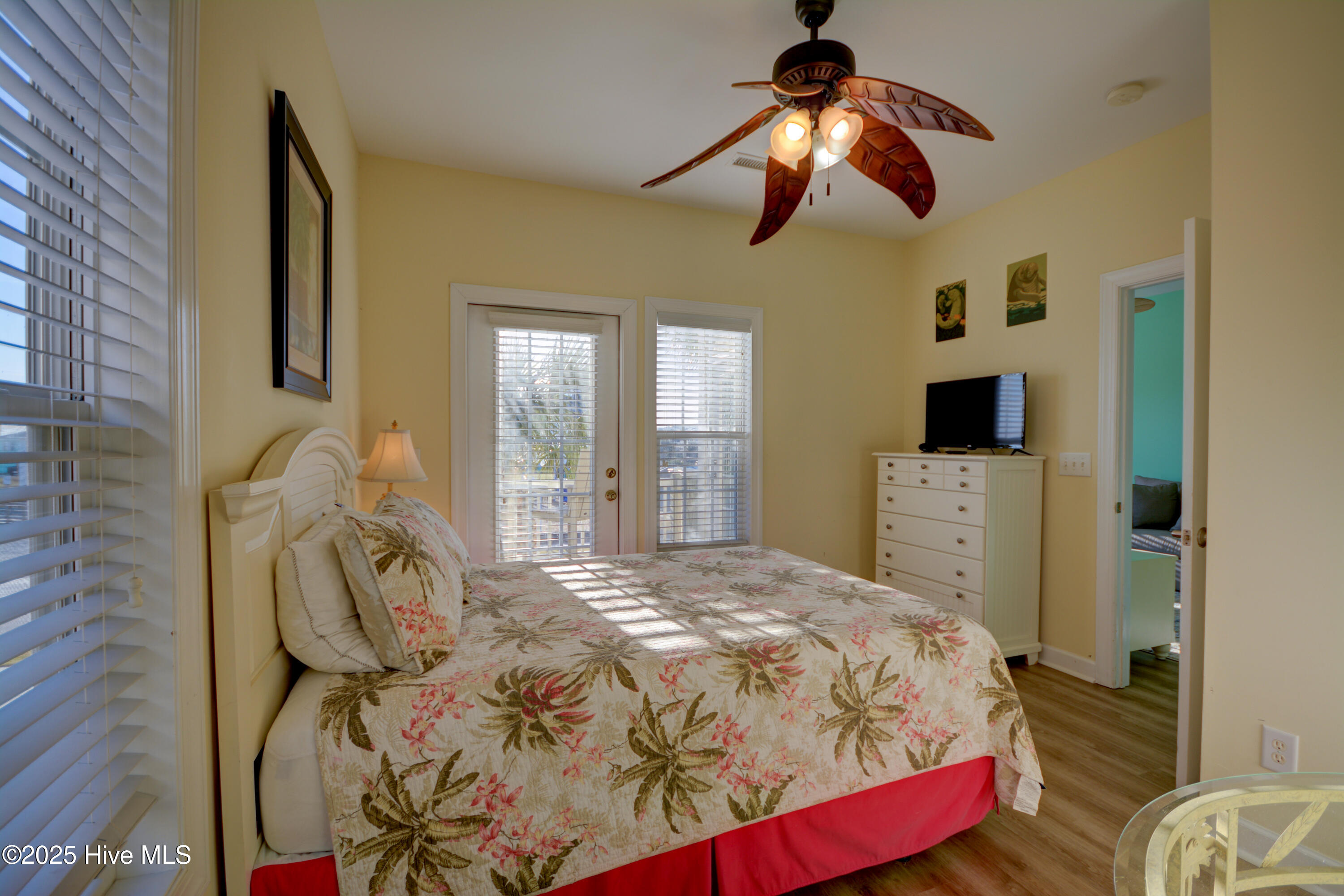 100500481 | Photo 15