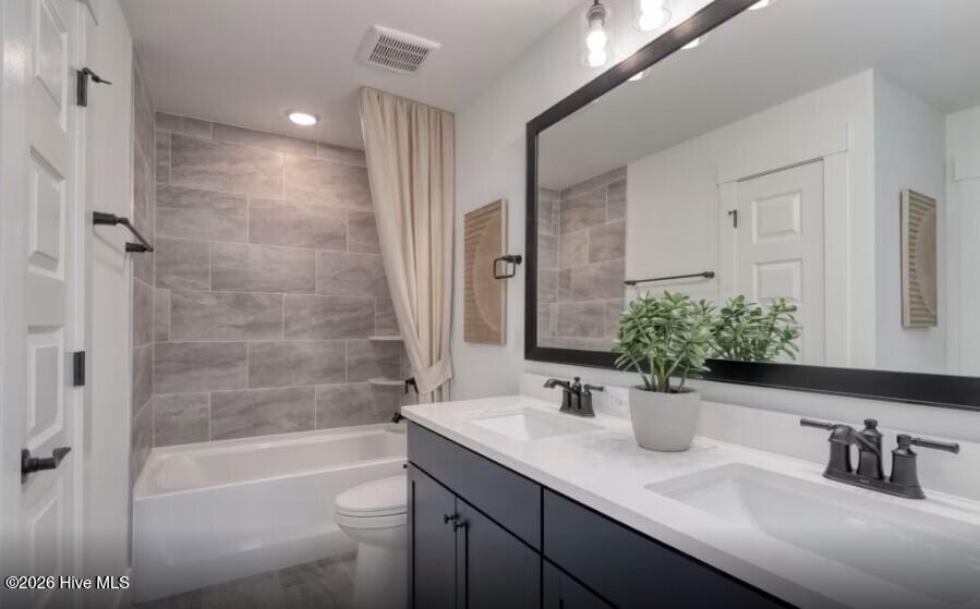 100555741 | Photo 14