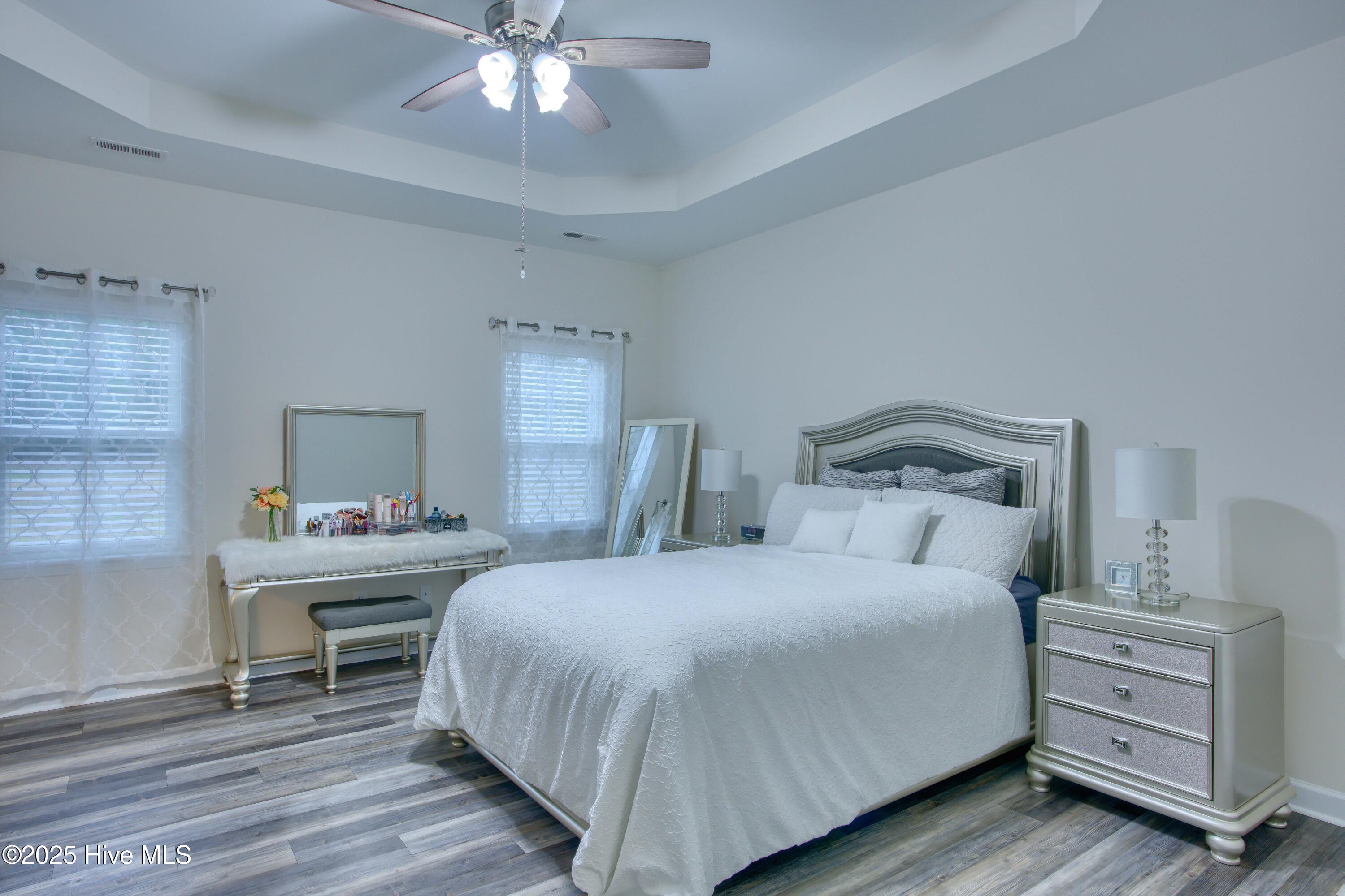 100544782 | Photo 14