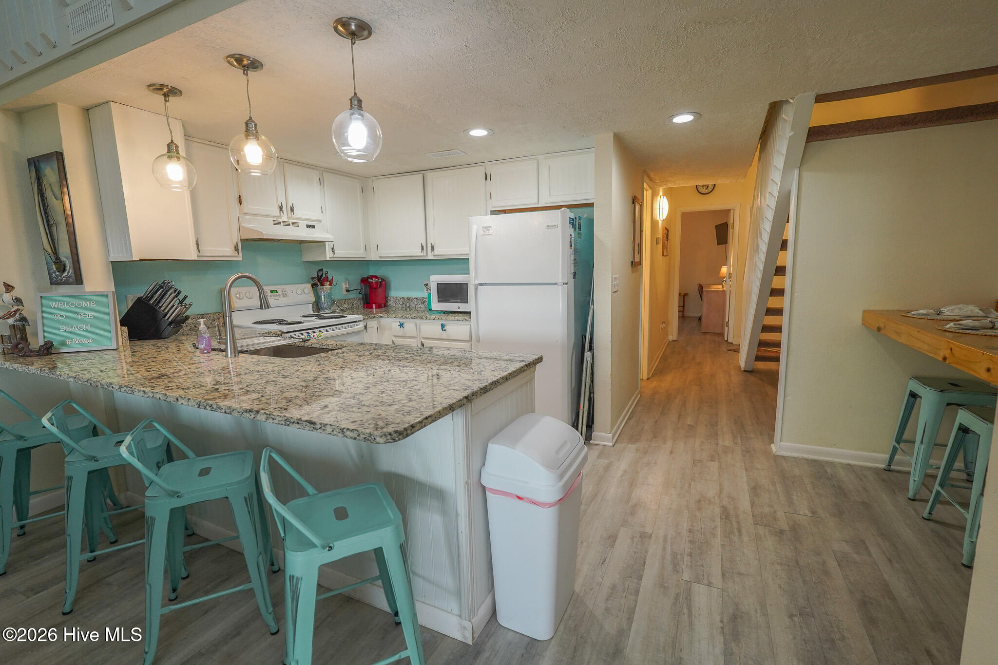 100550894 | Photo 13