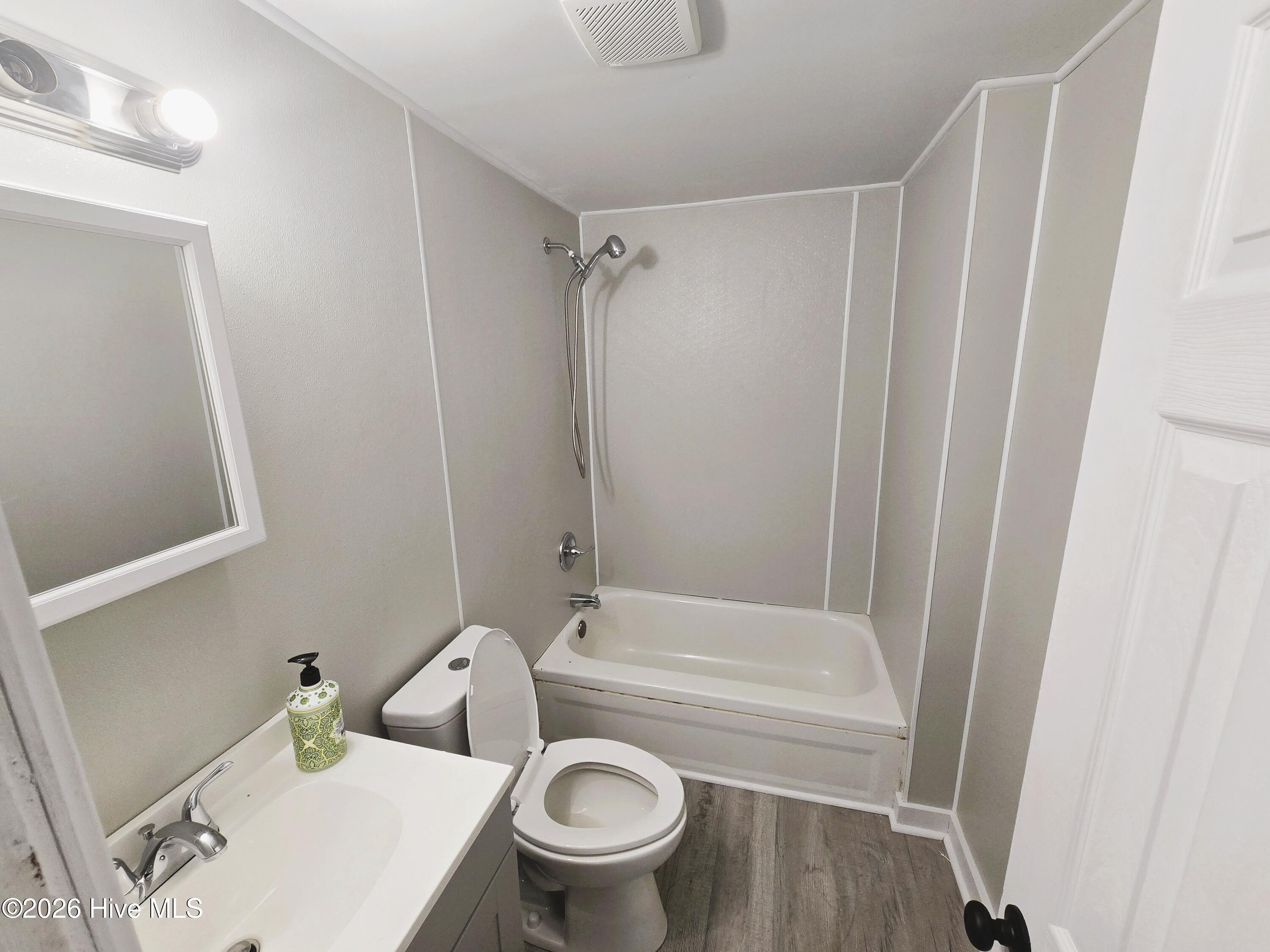 313 Jacobs, Rocky Mount, North Carolina, 2 Bedrooms Bedrooms, 5 Rooms Rooms,1 BathroomBathrooms,Single family residence,For sale,Jacobs,100557589