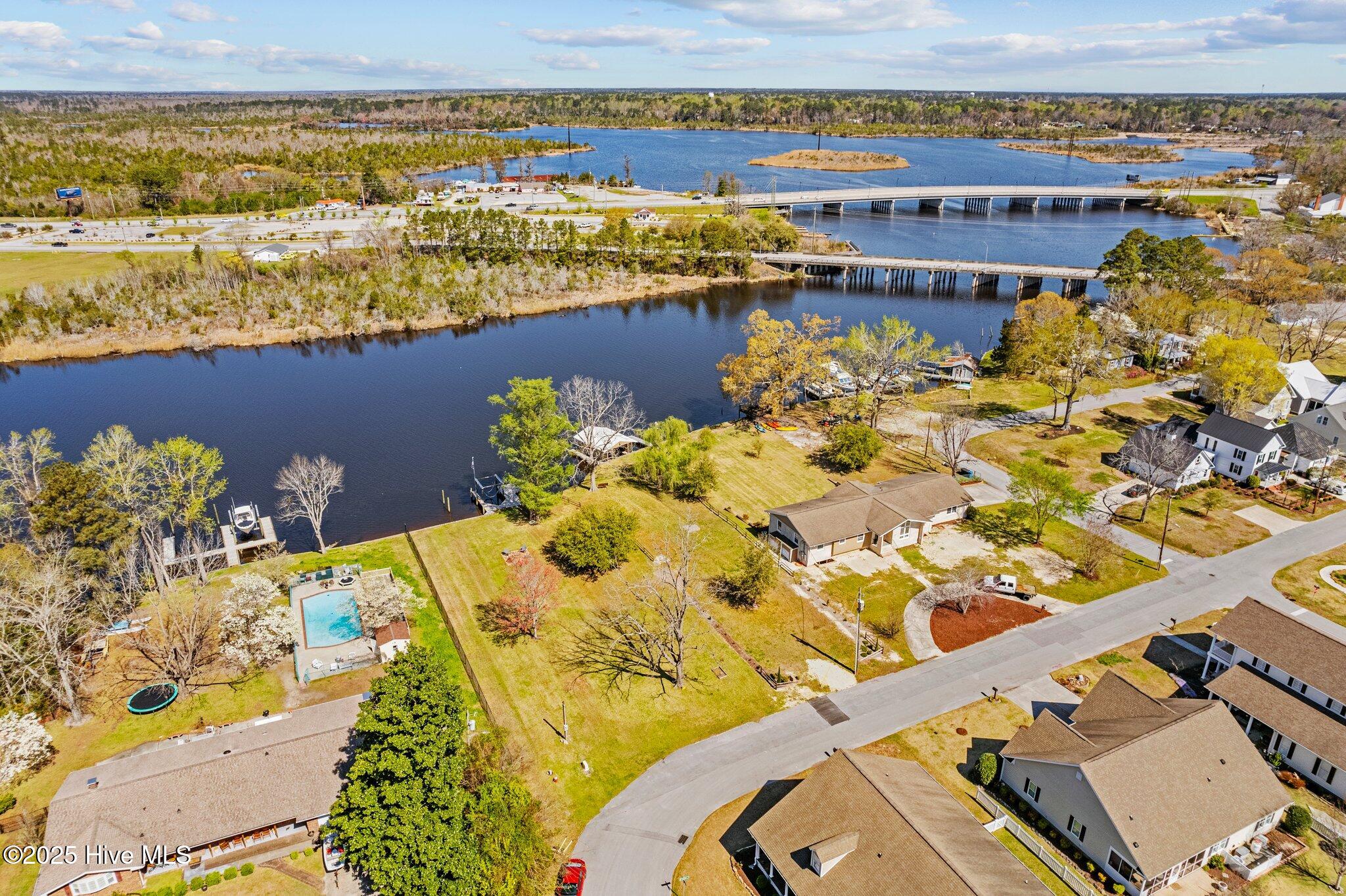 100546062 | Photo 12