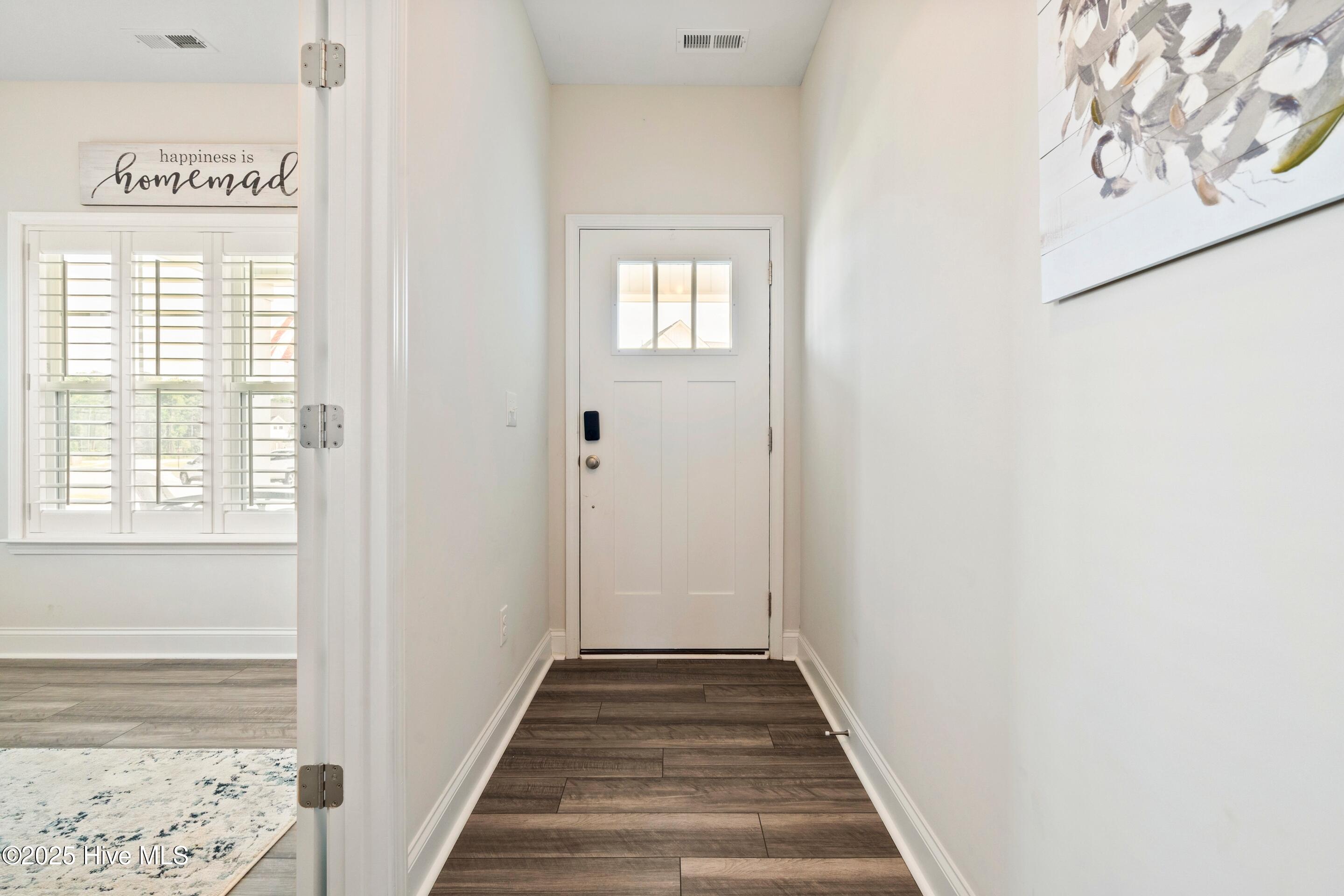 100527071 | Photo 14