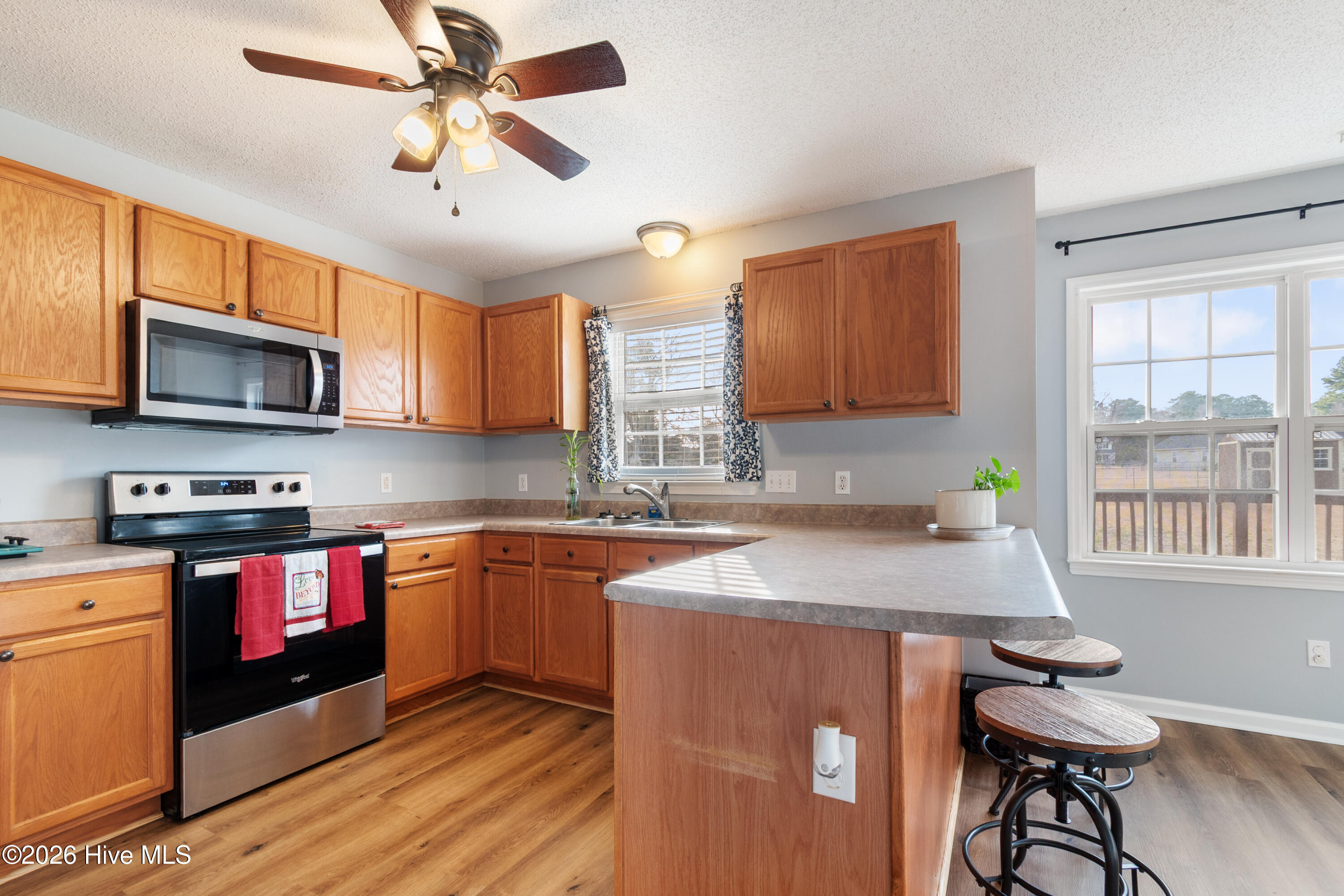 100540574 | Photo 11