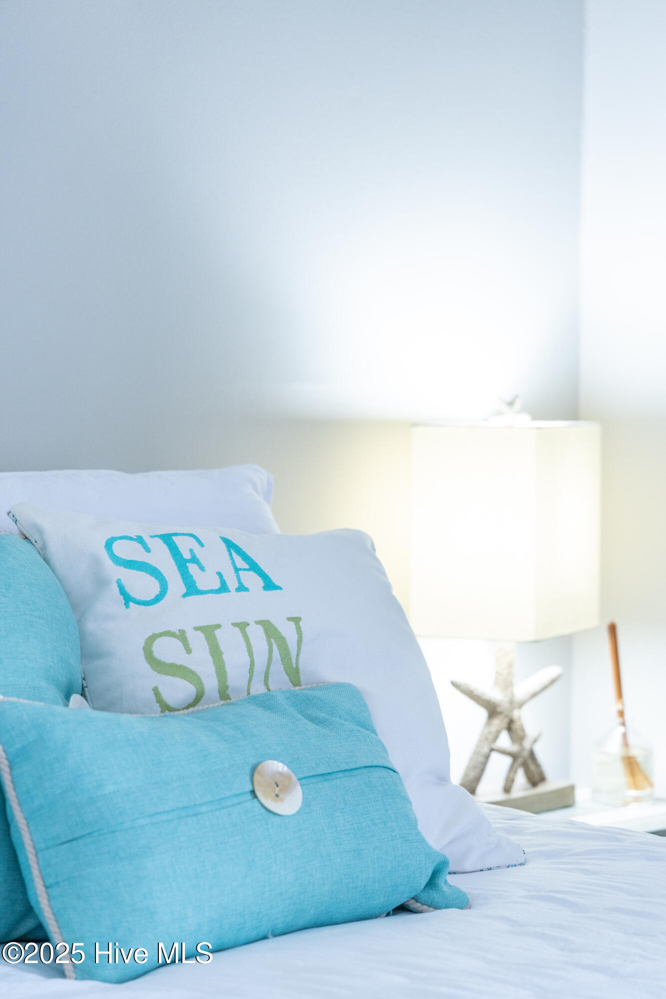 100530467 | Photo 48