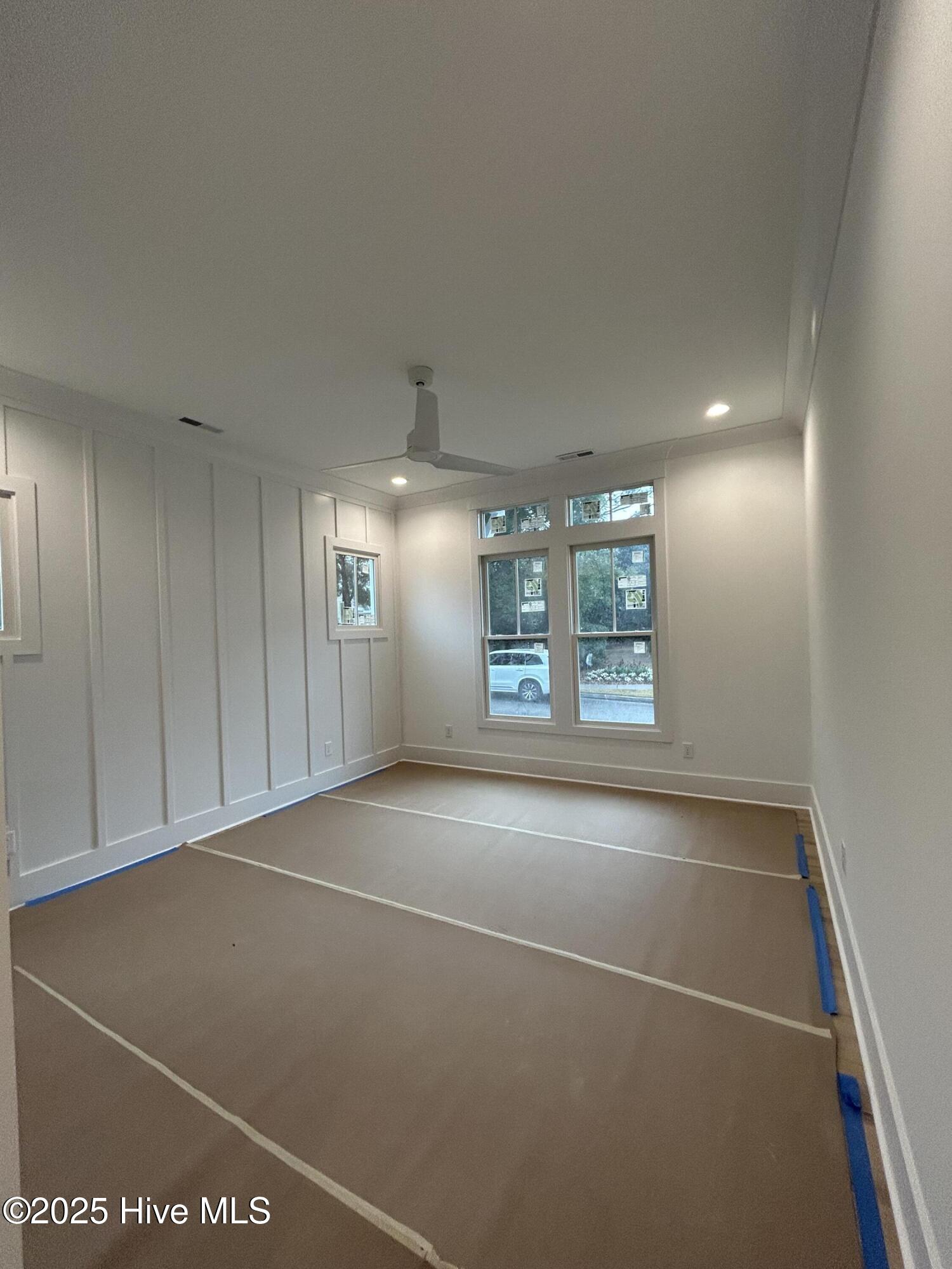 100531087 | Photo 25