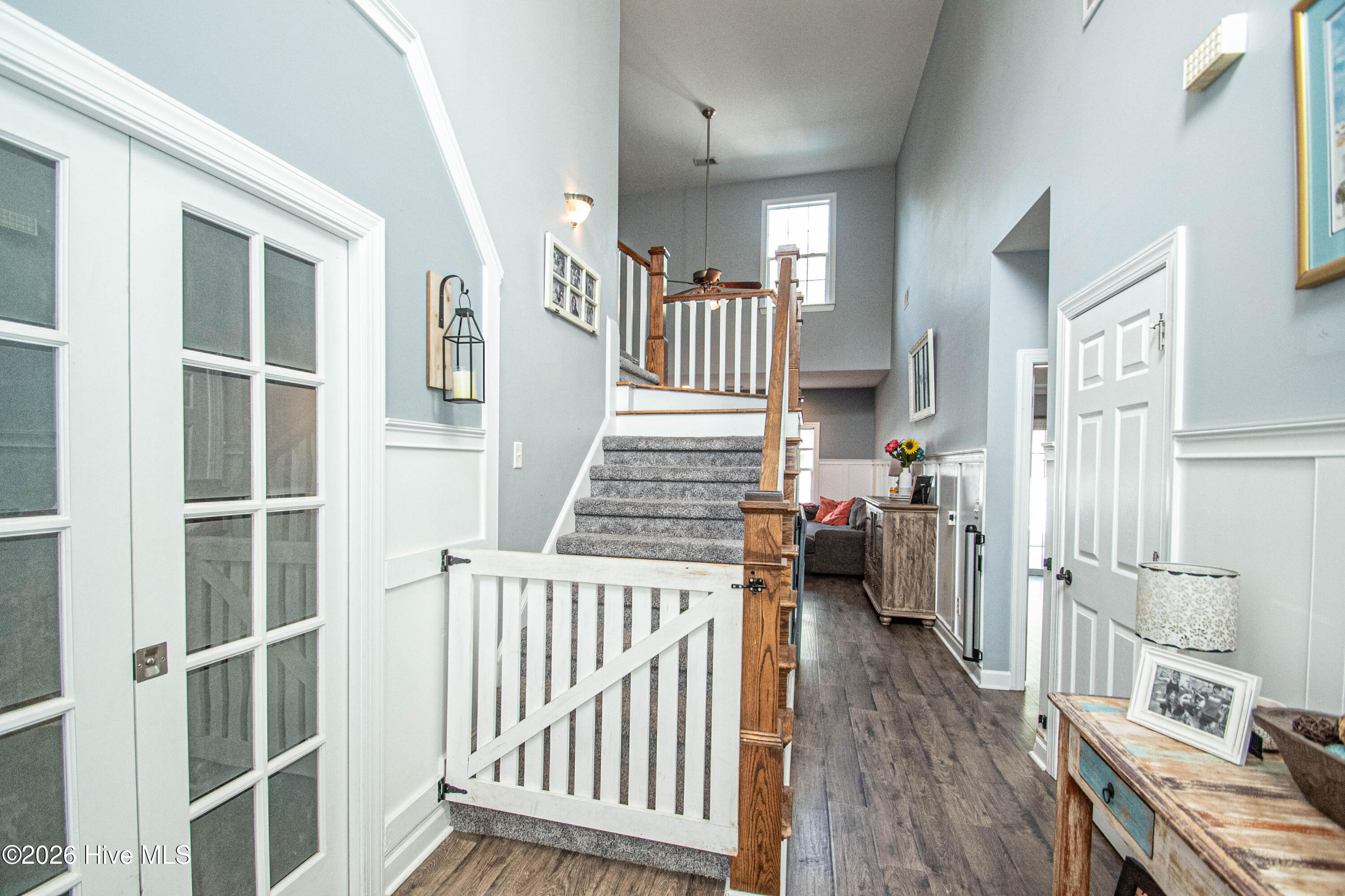 100553026 | Photo 43