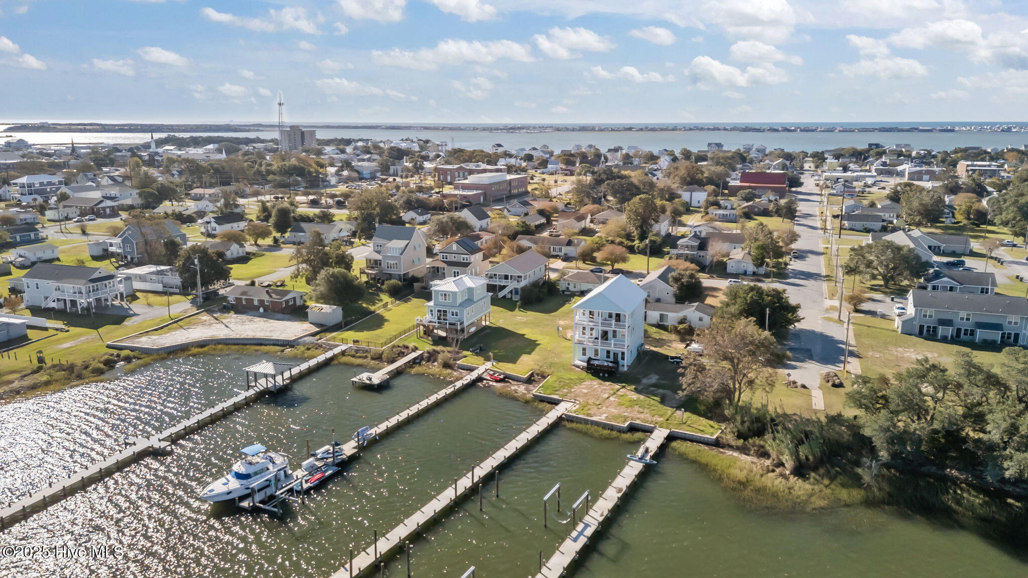 1208 Avery Street,Morehead City
