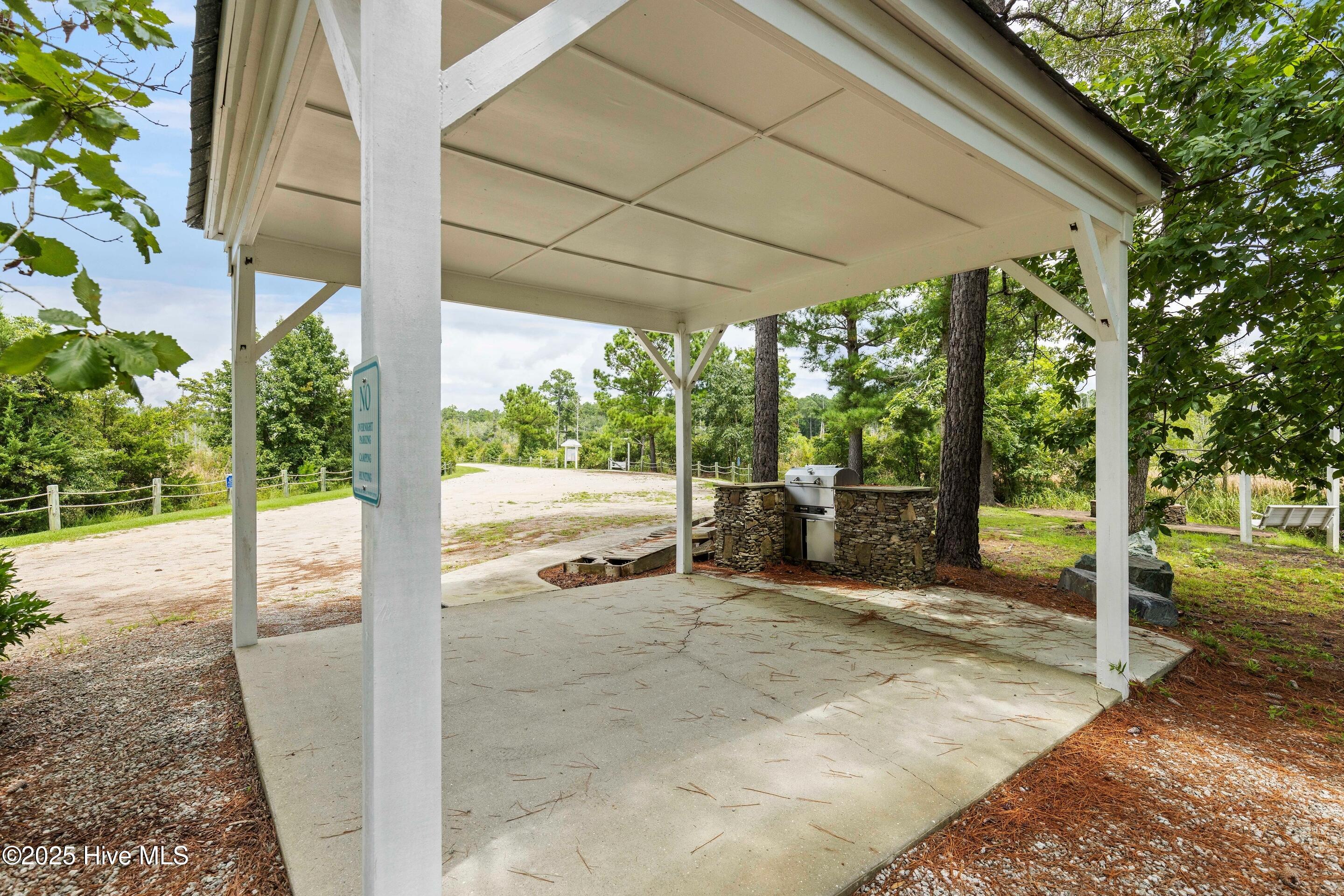 100545595 | Photo 74