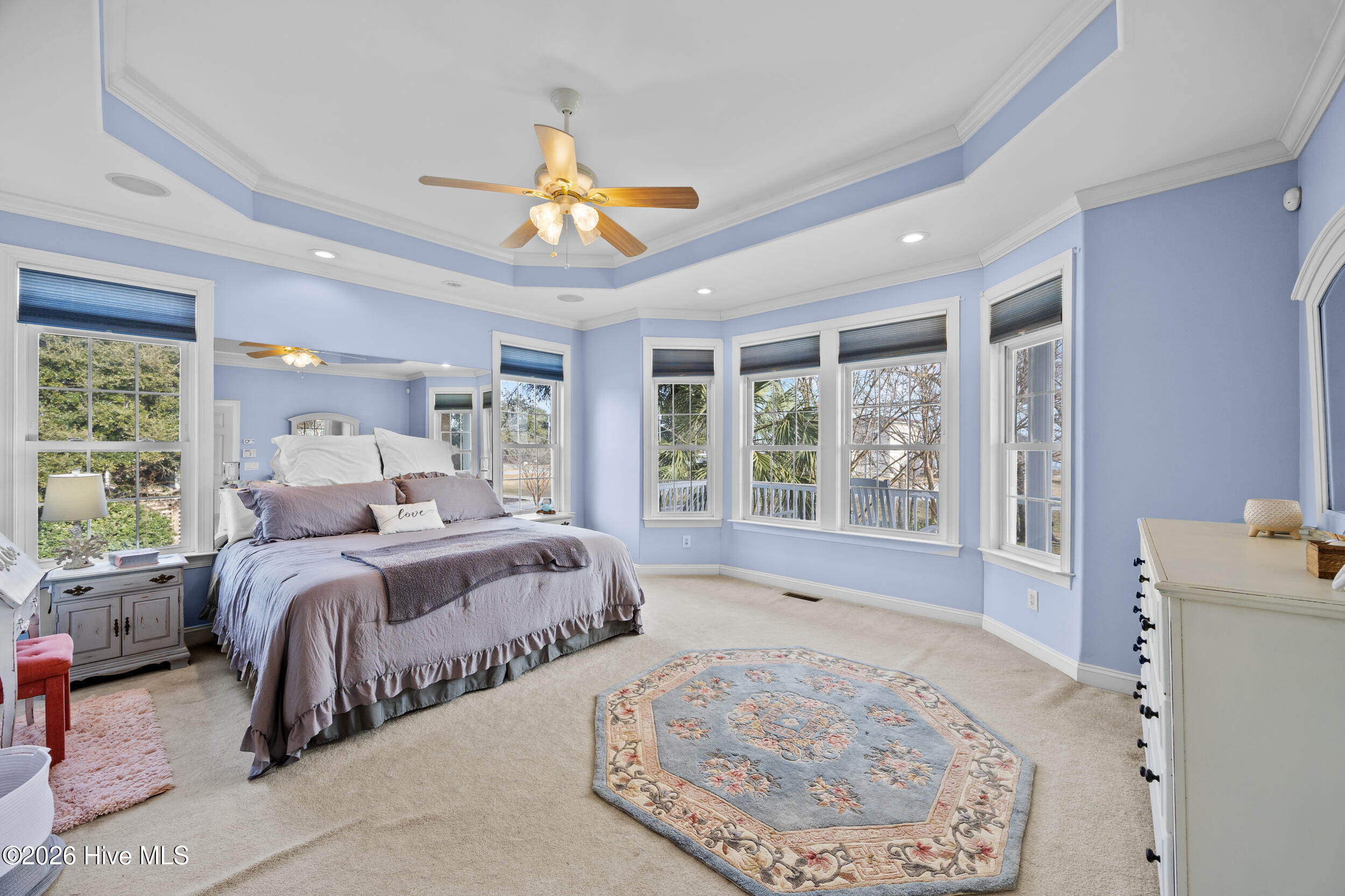 100548931 | Photo 21