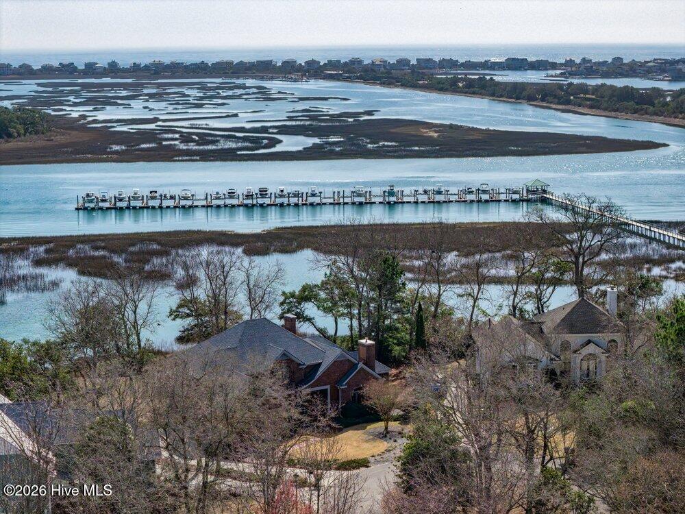 100558488 | Photo 64