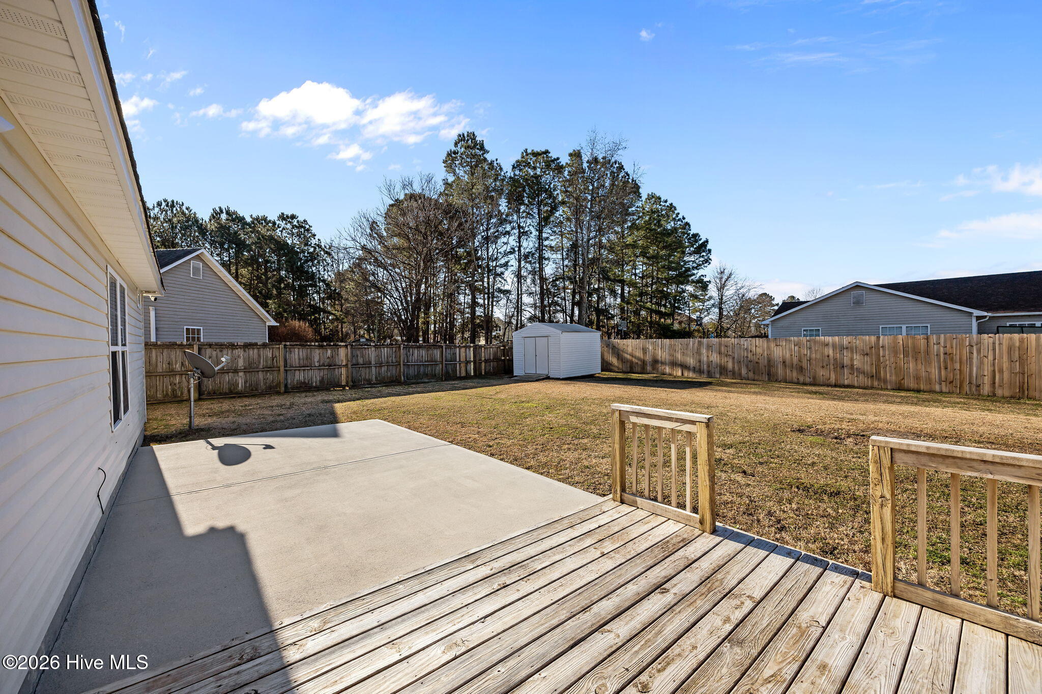 100549843 | Photo 39