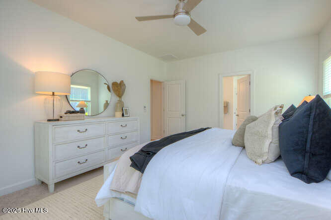 100563715 | Photo 11