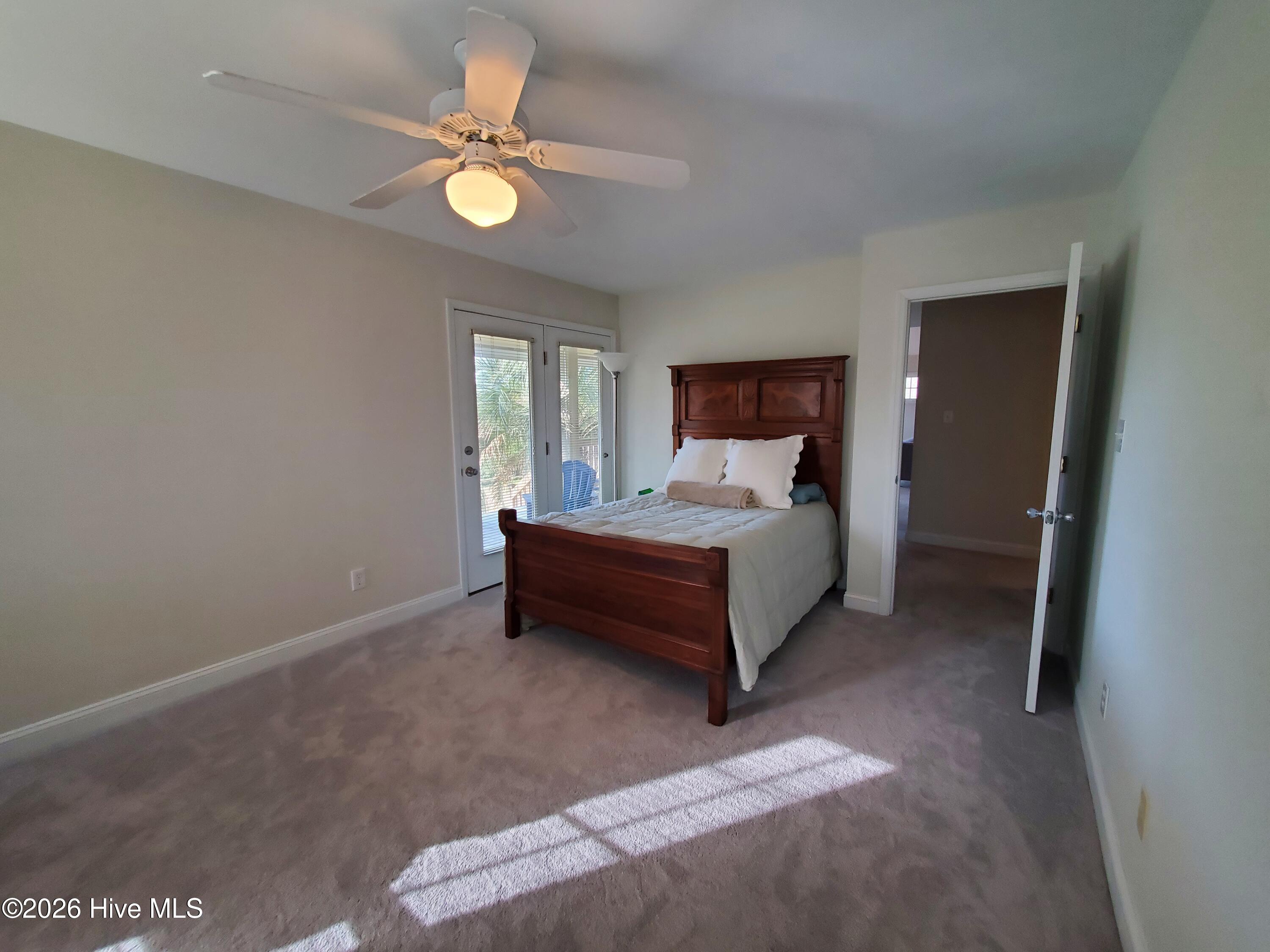 100560491 | Photo 53