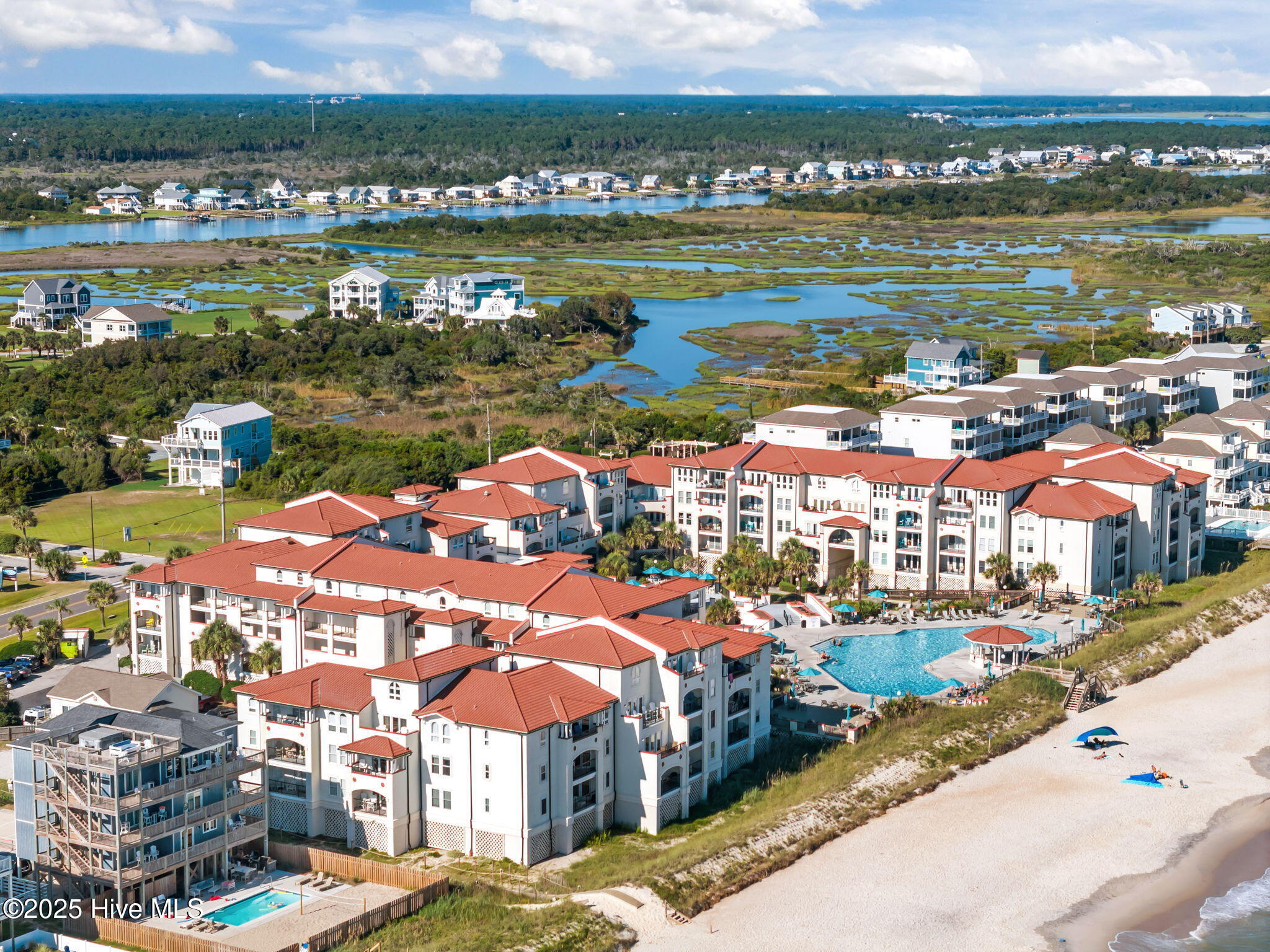 100529648 | Photo 38