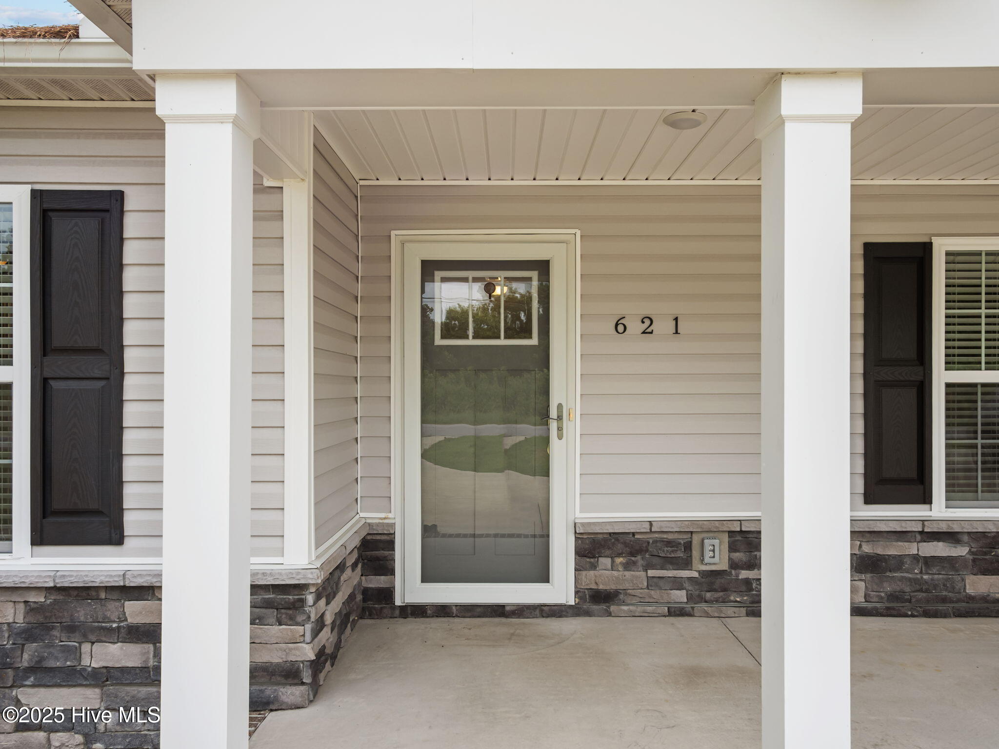 51-web-or-mls-P8201715