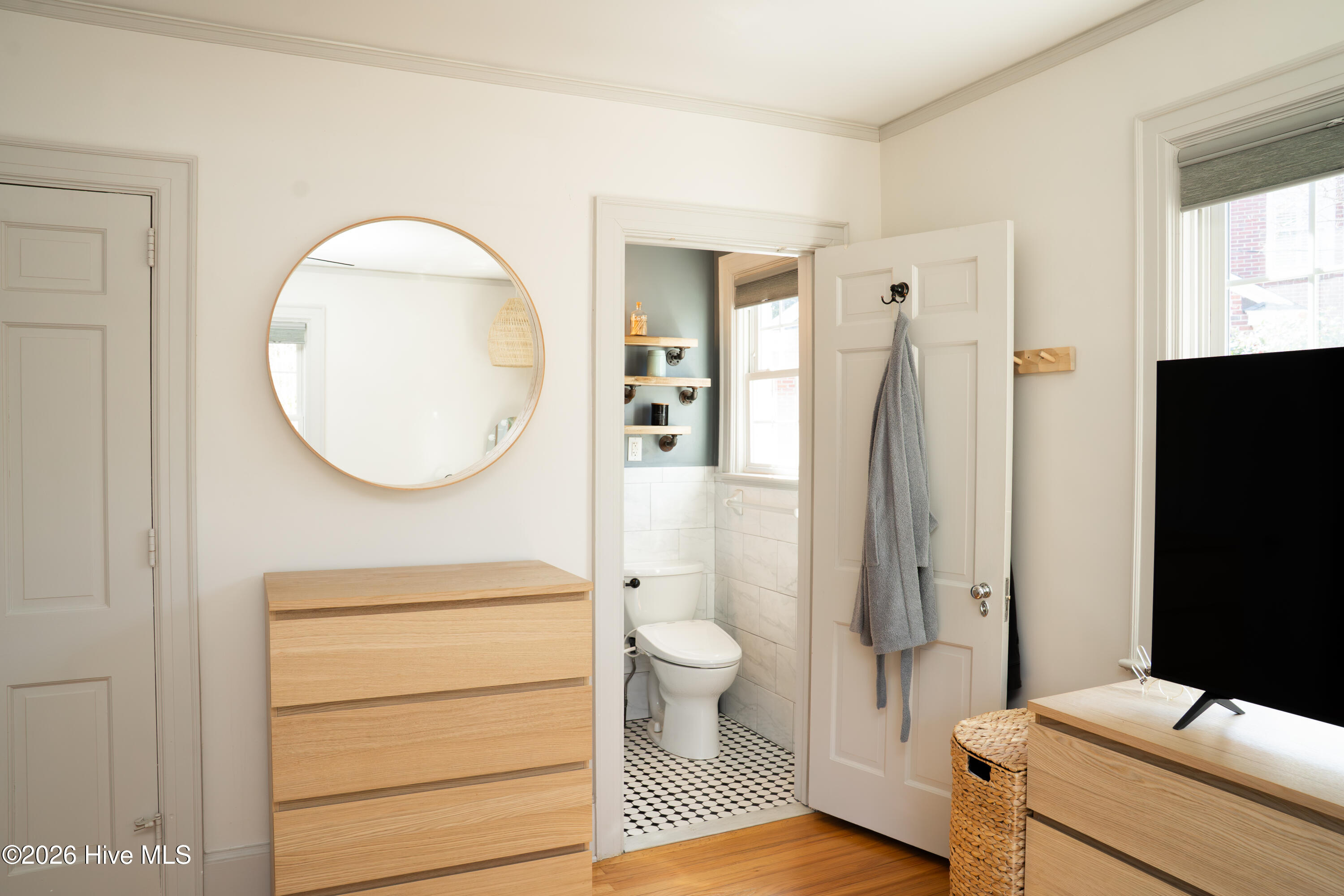 100558476 | Photo 42