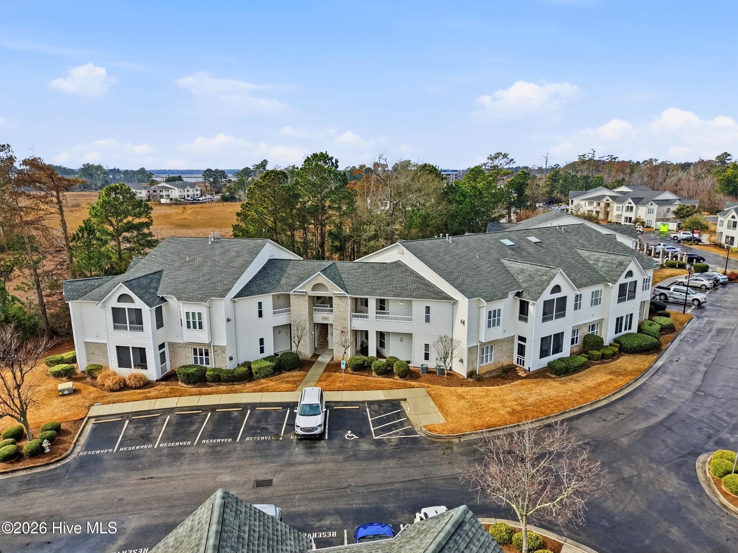 100554334 | Photo 25