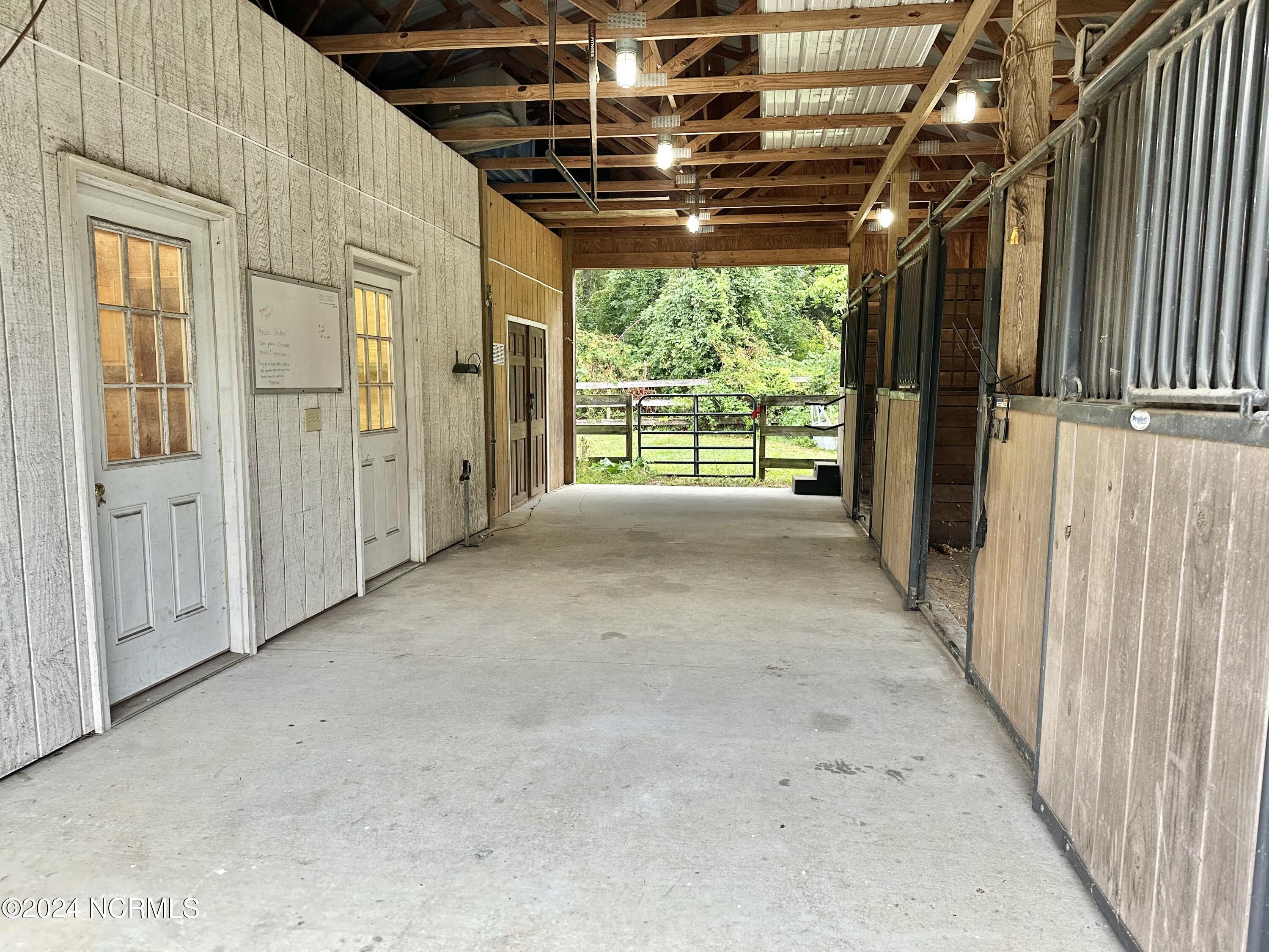 146 Wooster Road