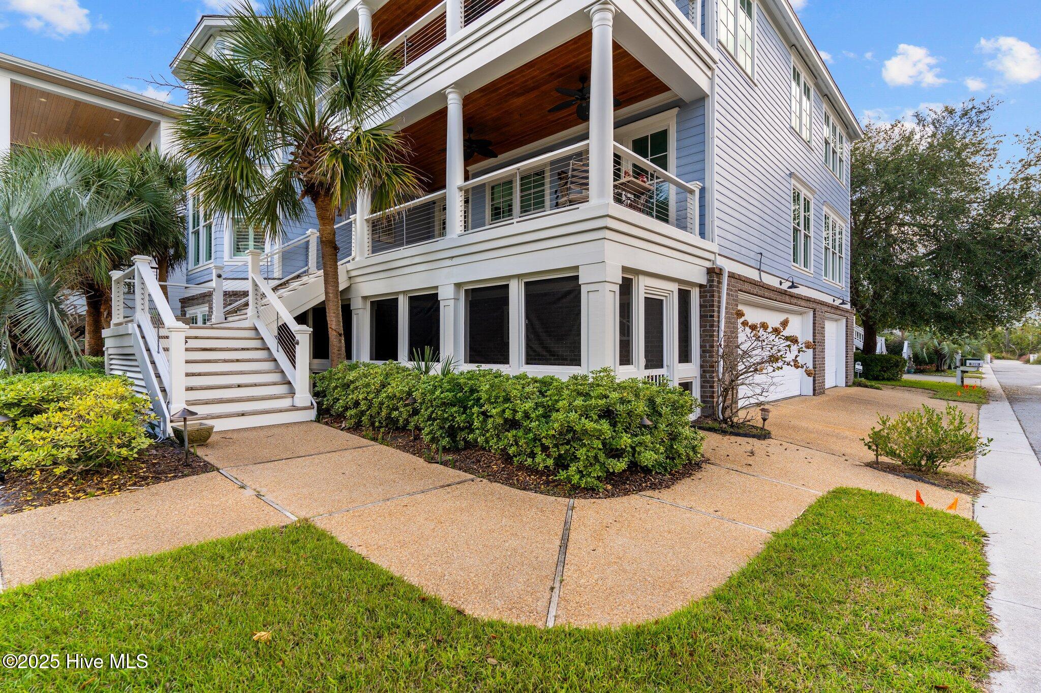 100525700 | Photo 62