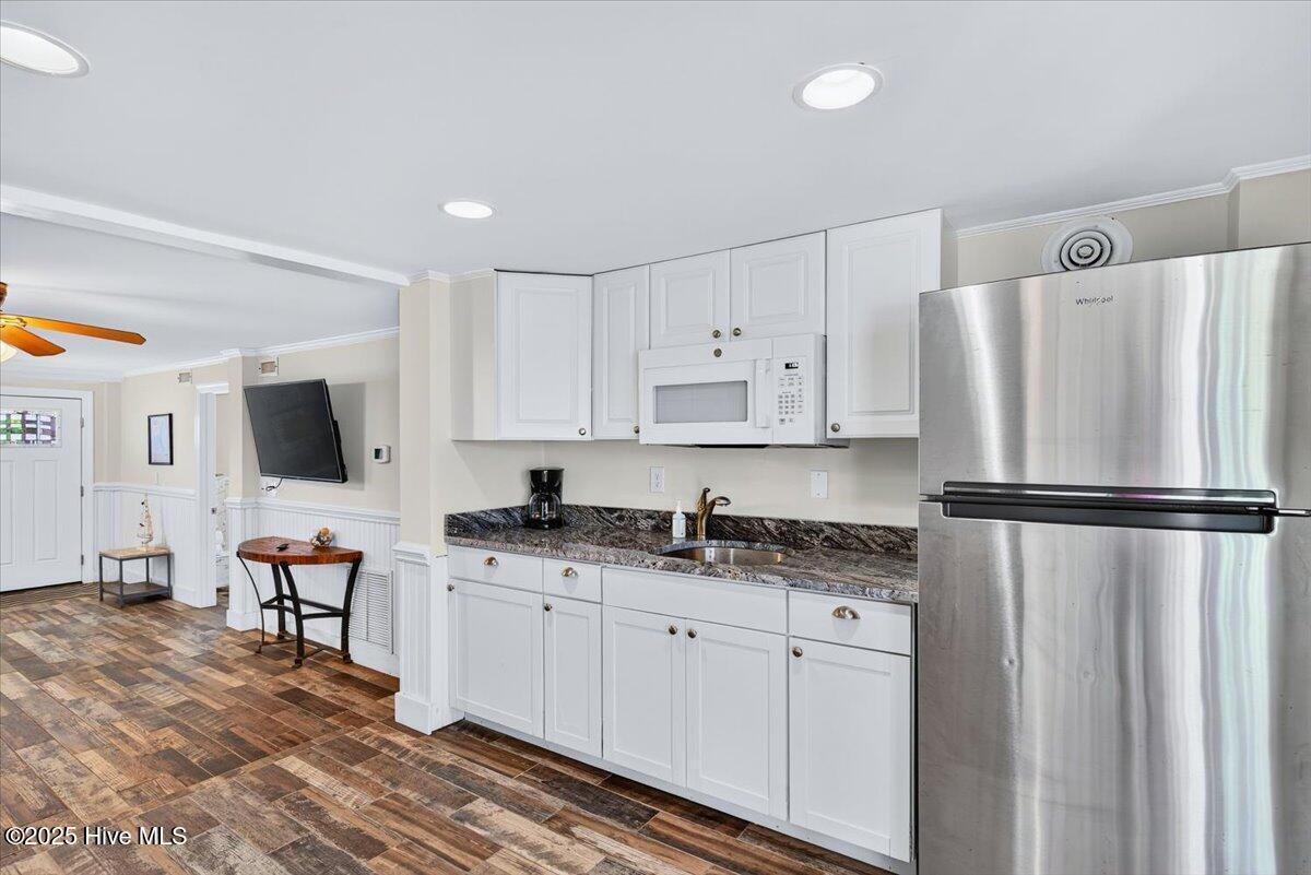 100538362 | Photo 33