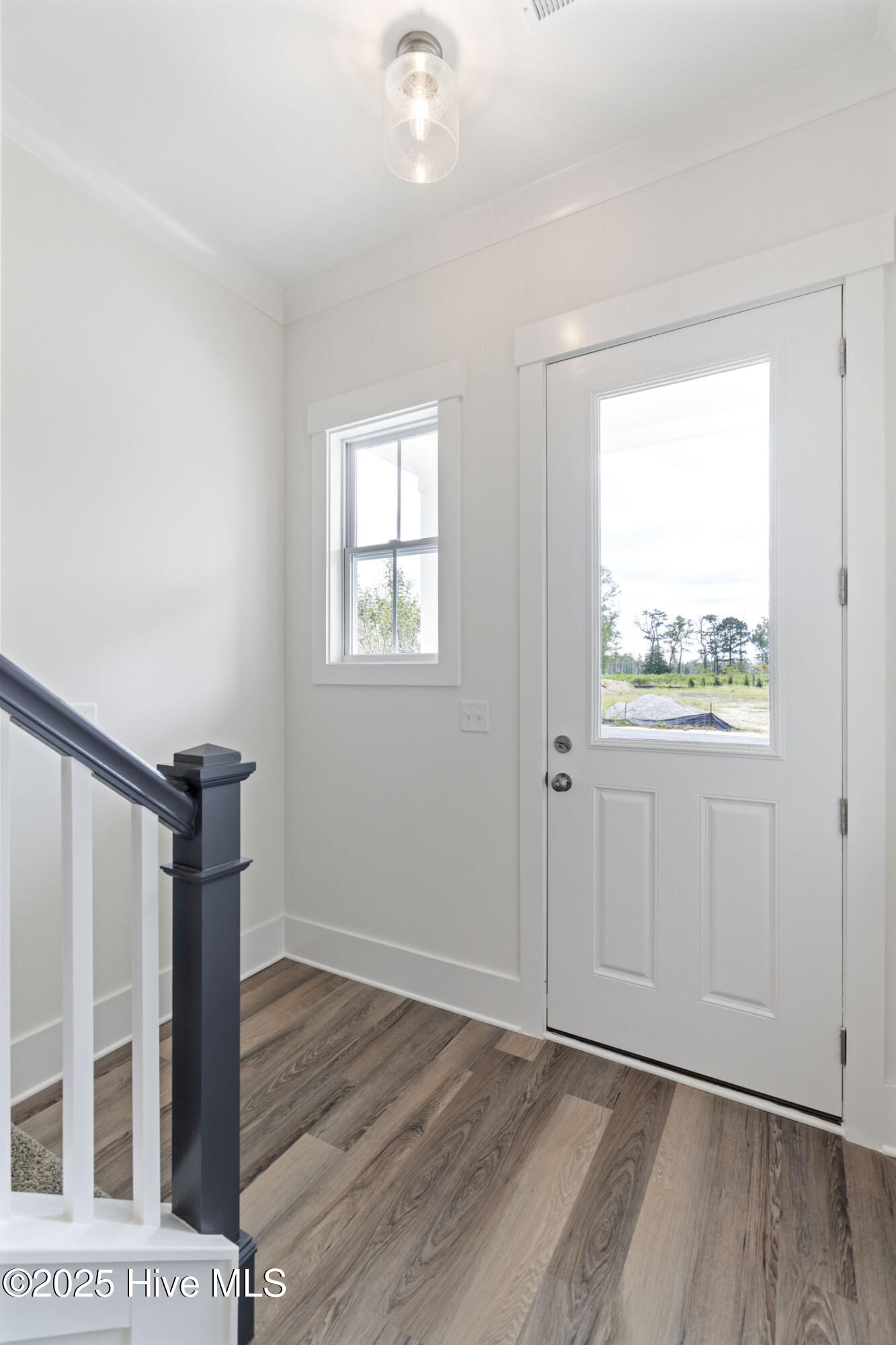 100530900 | Photo 13