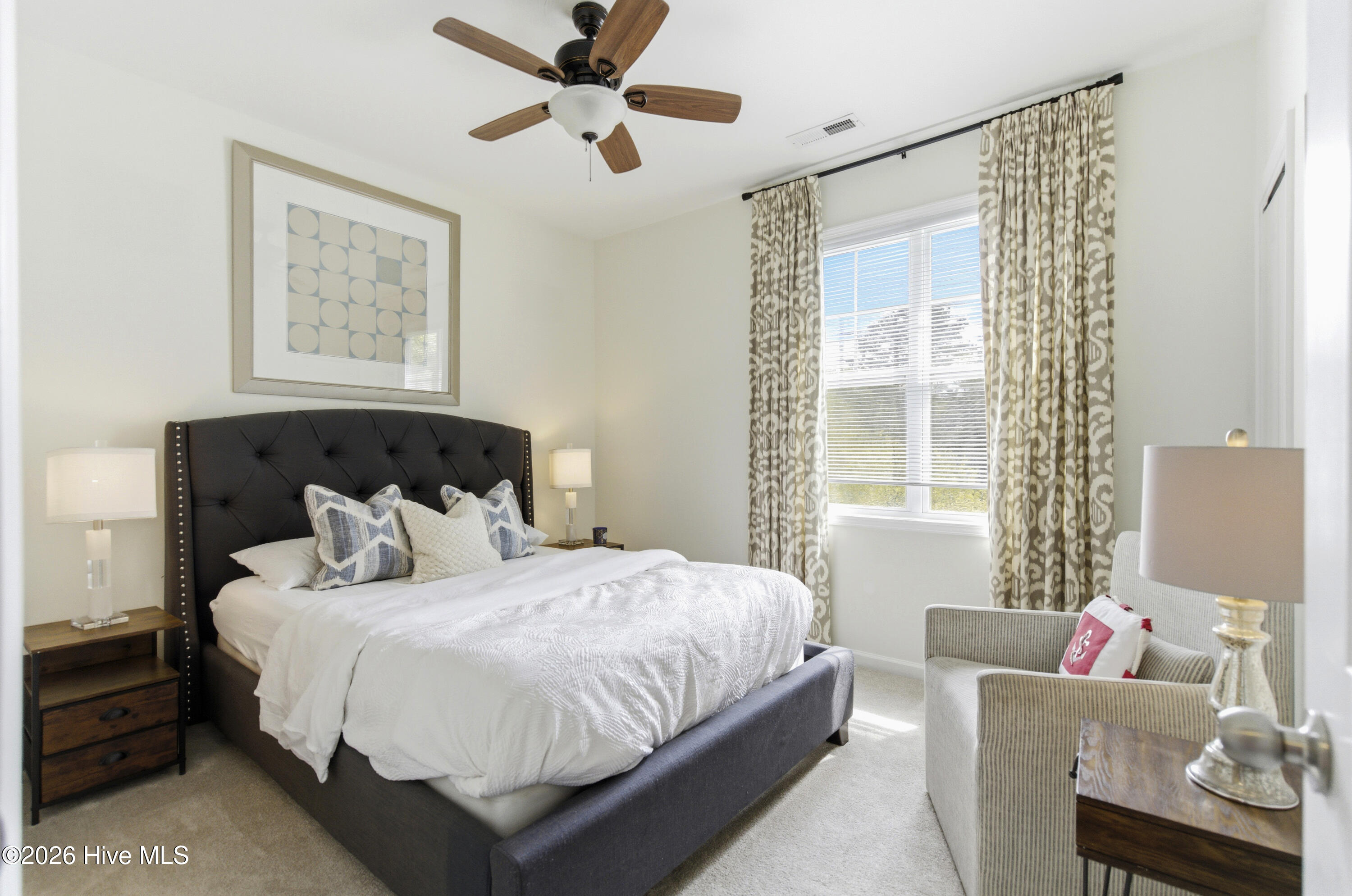 100564491 | Photo 22