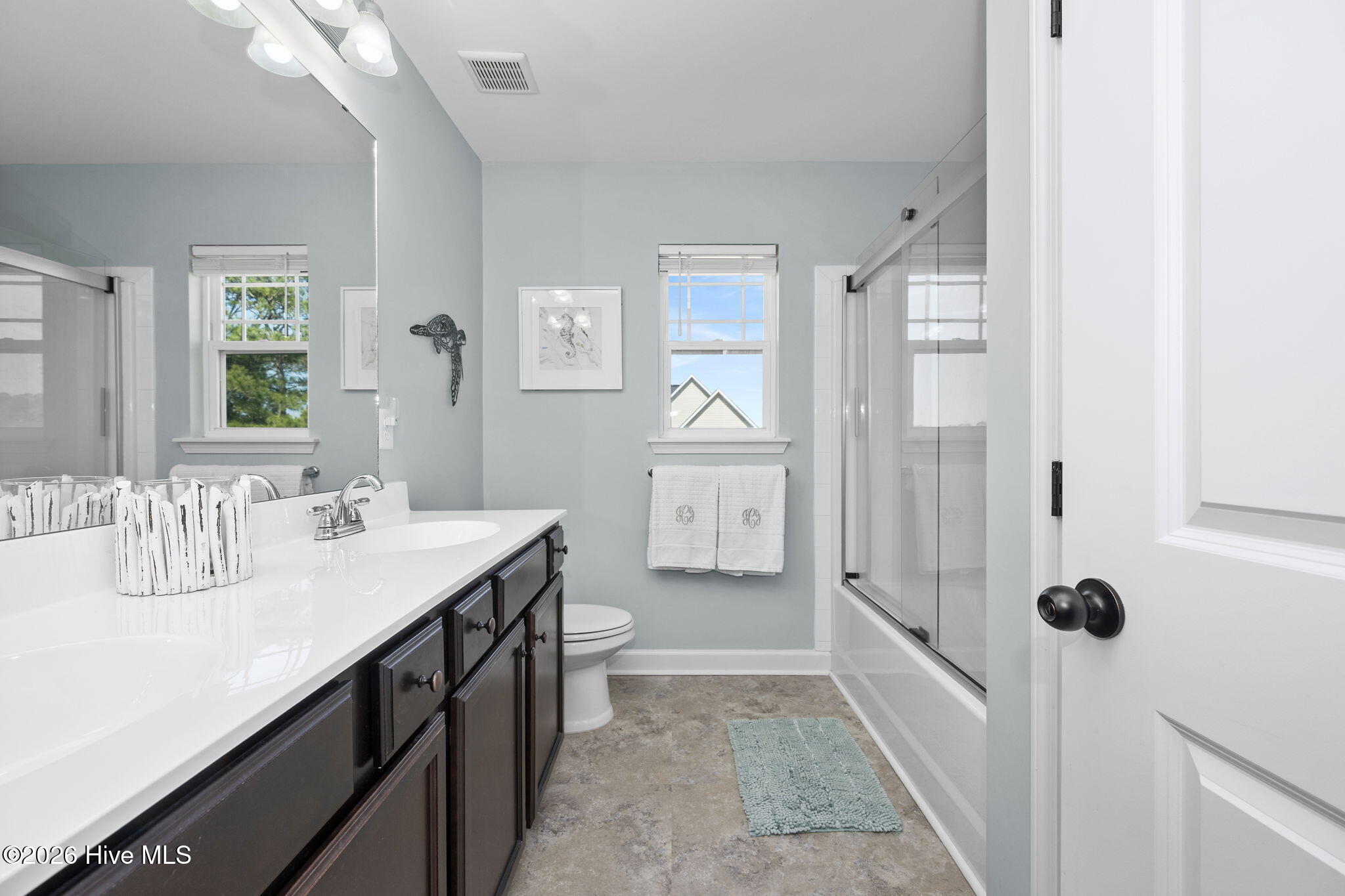 100558397 | Photo 29