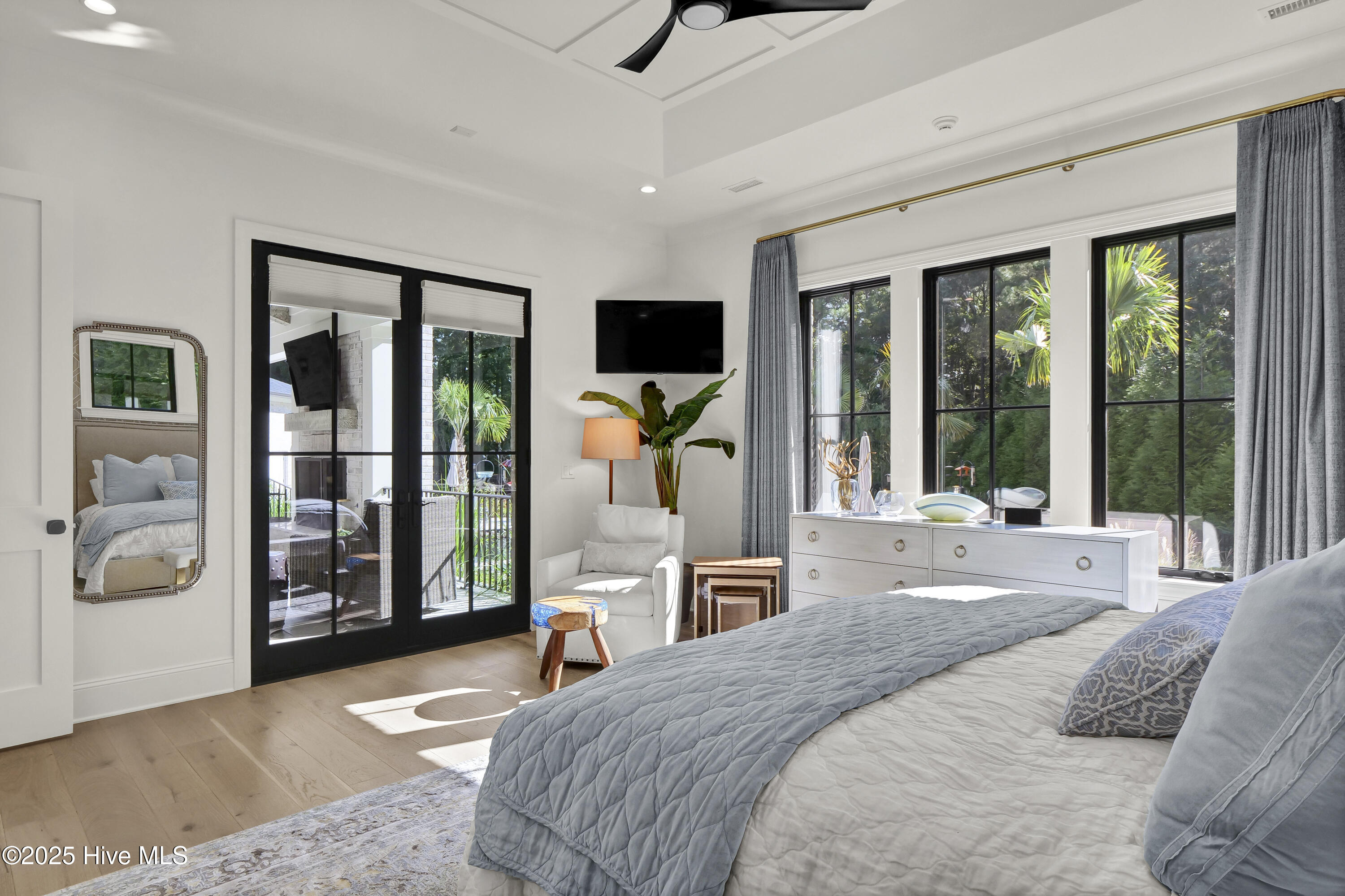 100532496 | Photo 41