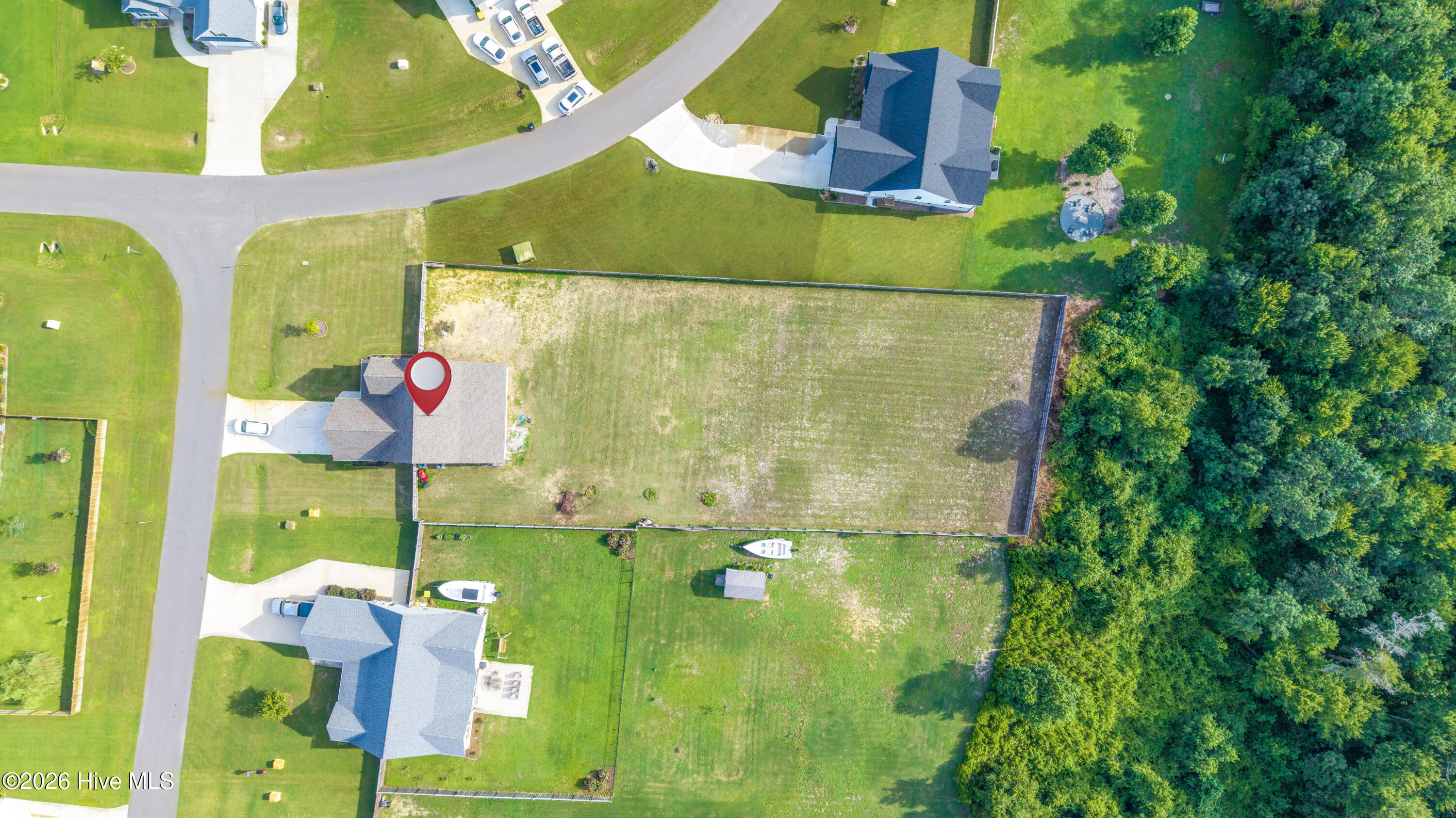 100569273 | Photo 71