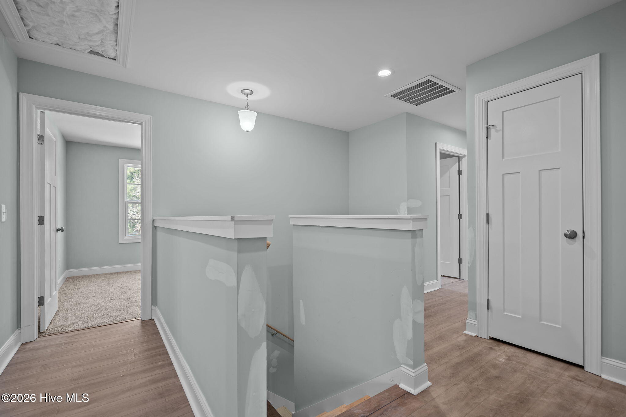 100551885 | Photo 14