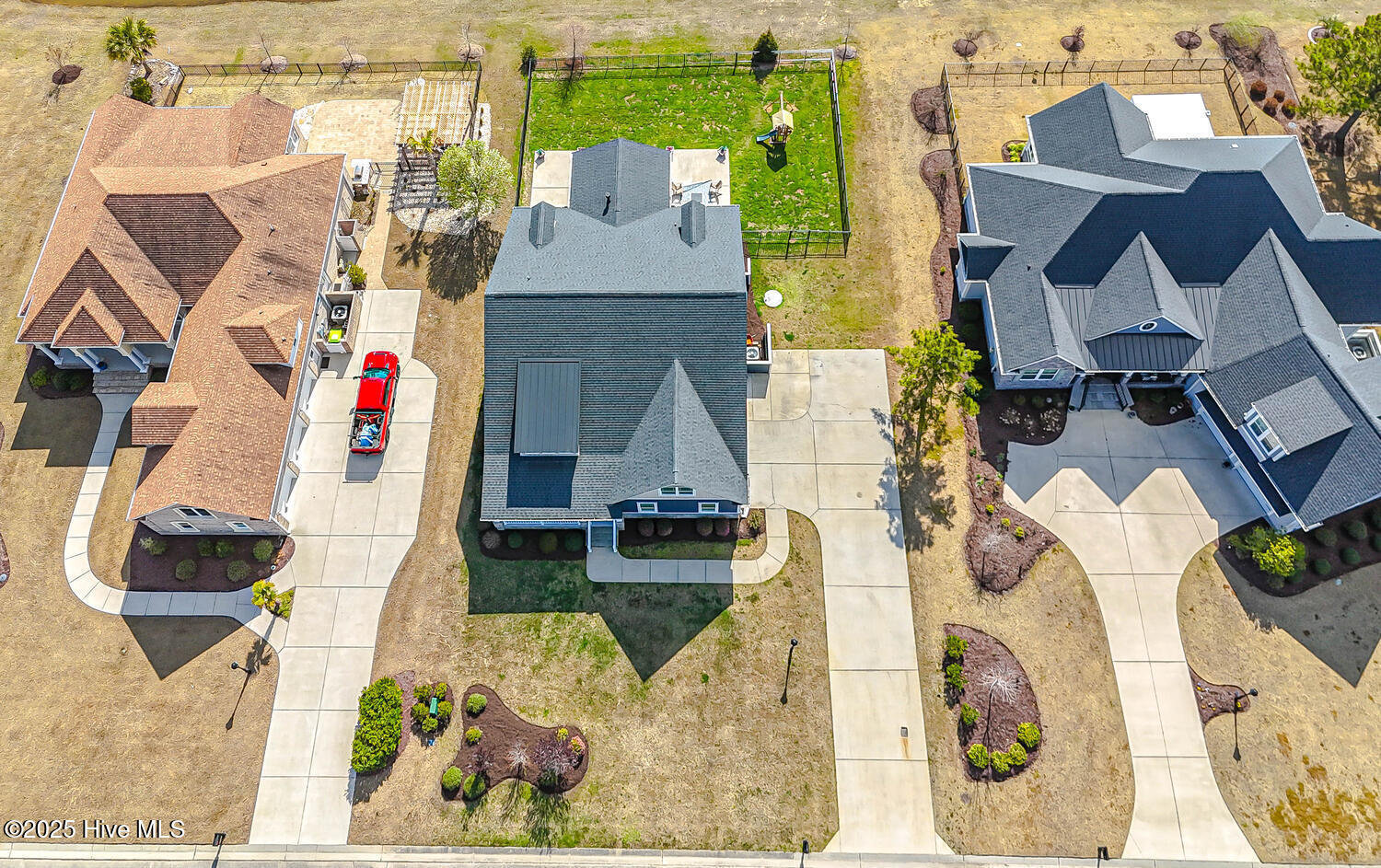 100547229 | Photo 56