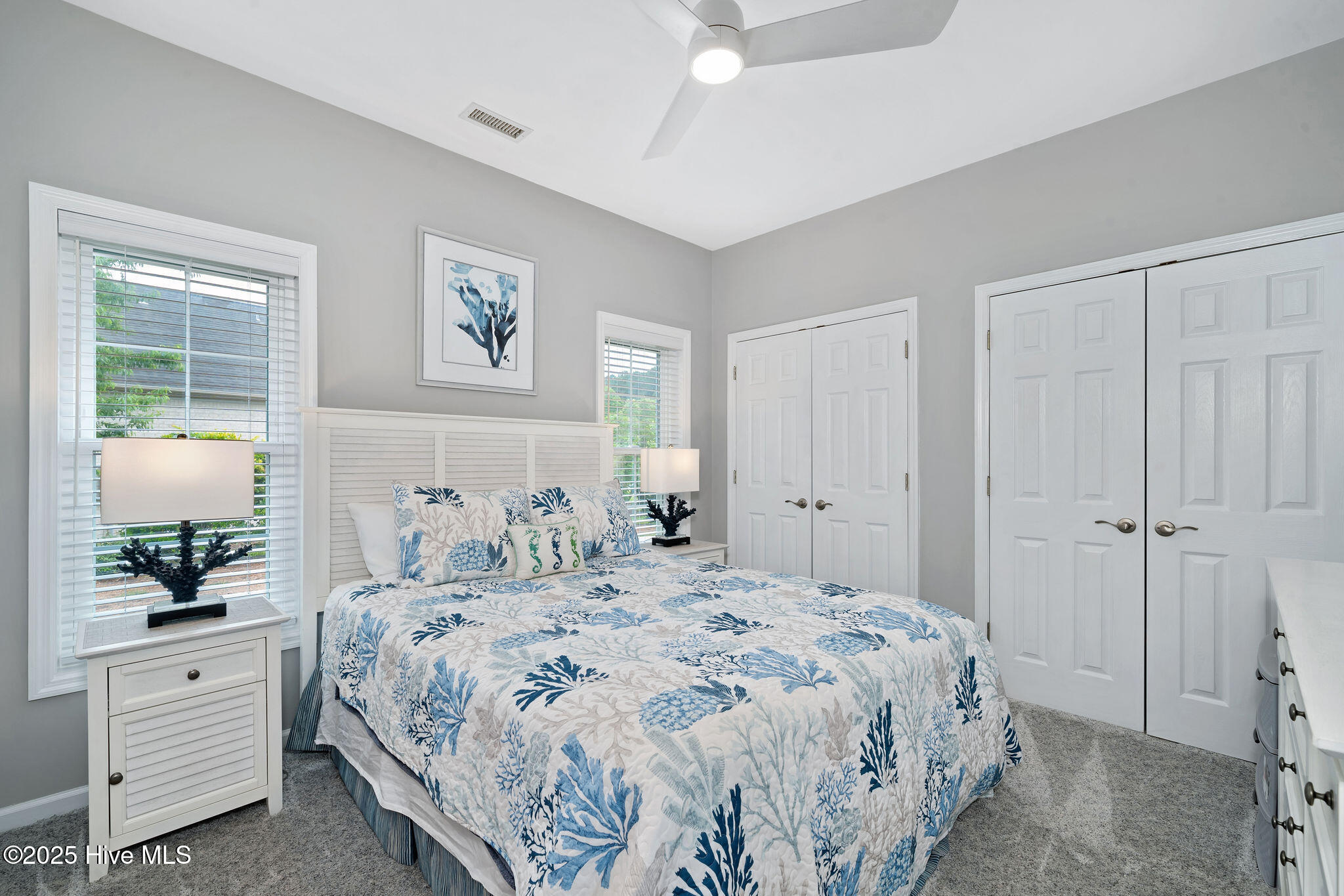 100510783 | Photo 43