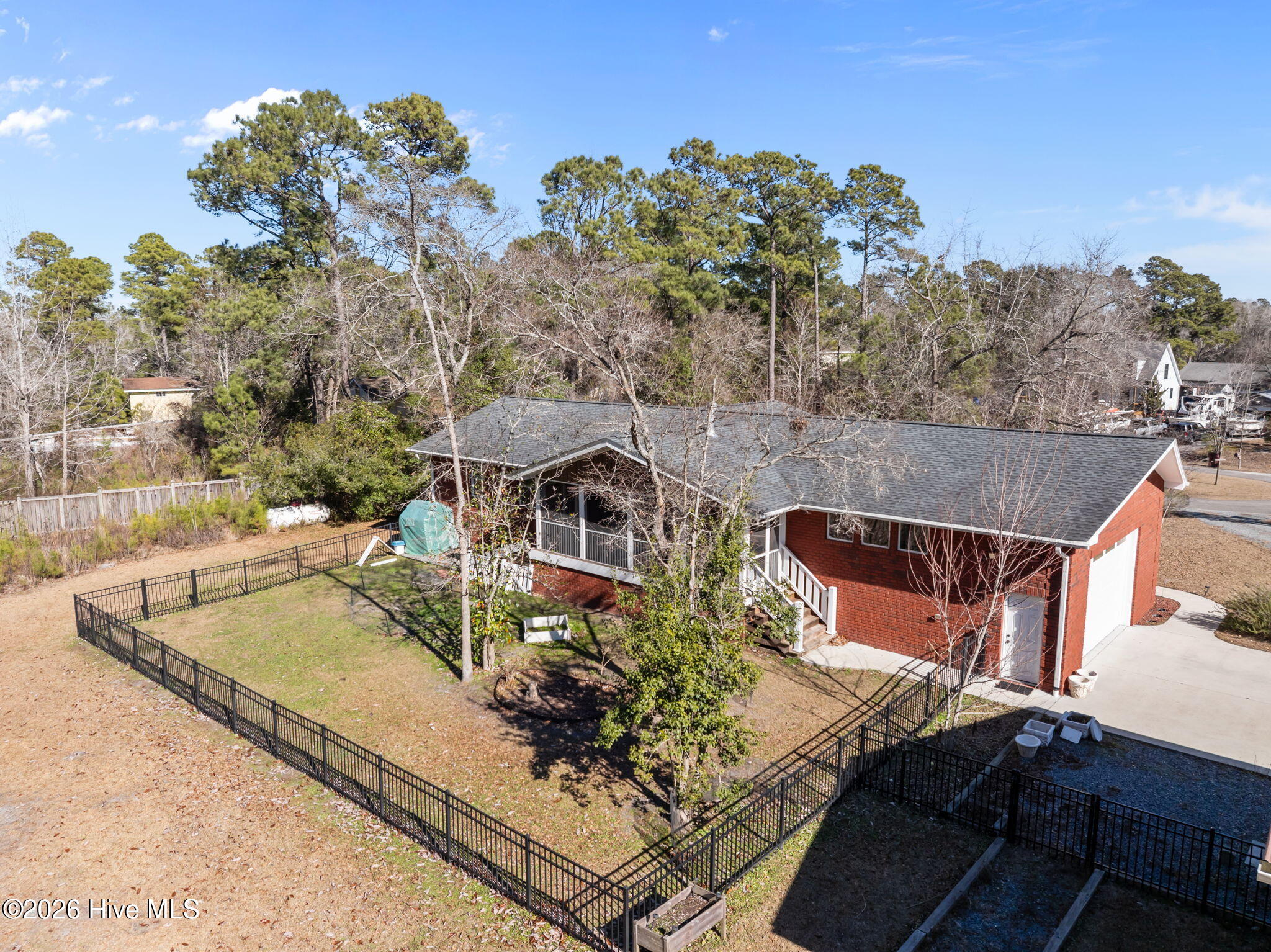 102 Fox Run Drive, Hampstead, NC, 28443