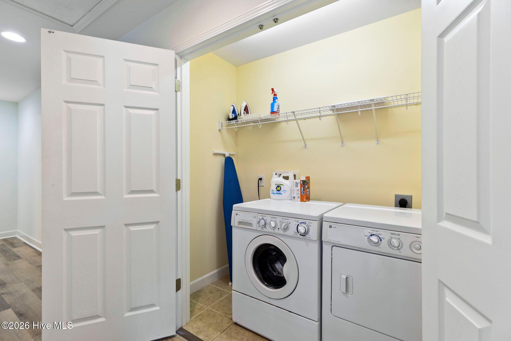 100570292 | Photo 49